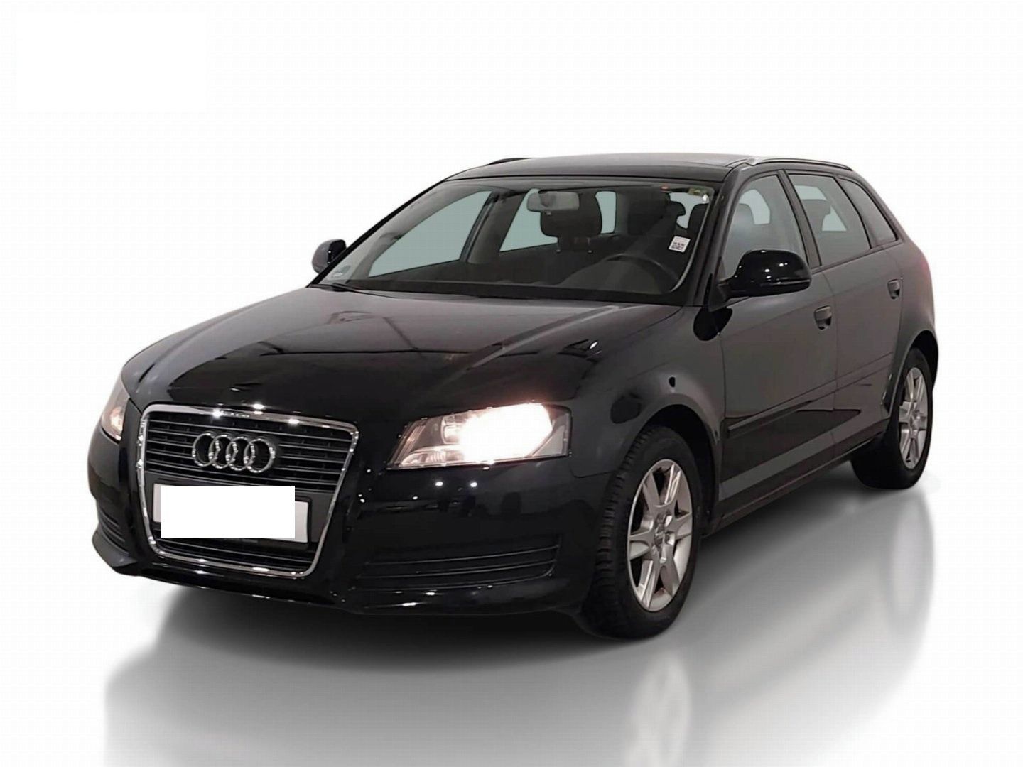 Audi A3, 1.6 Mpi 75 KW 5dv. FACELIFT - fotka 2