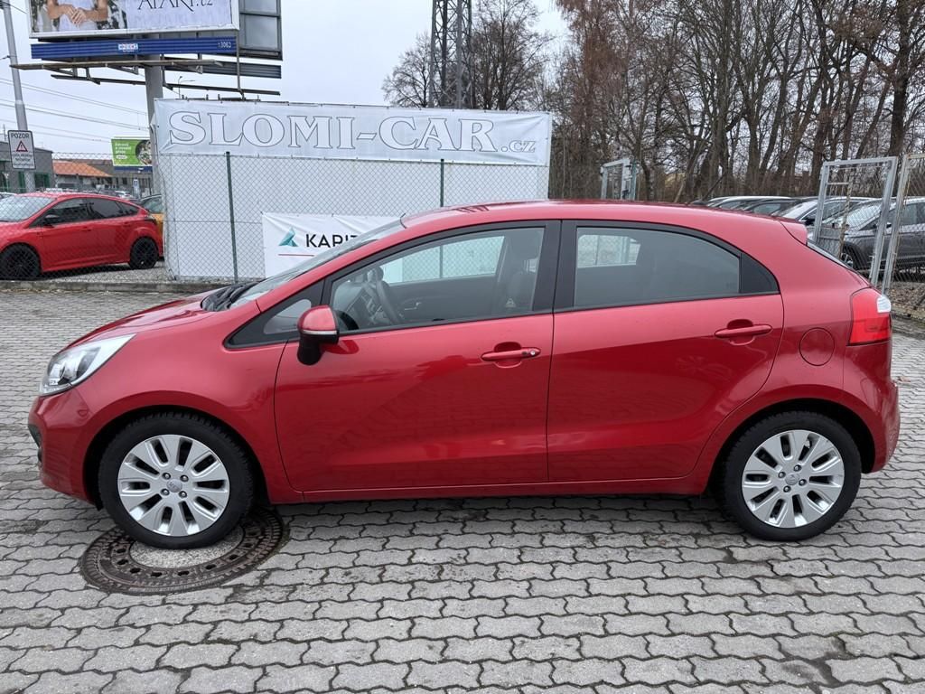 Kia Rio, 1.4i 80 kW digi. klima - fotka 3
