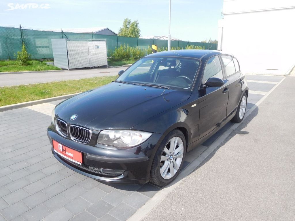 BMW Řada 1, 1.6i Sport, 90 kW, 116I, Klima - fotka 2