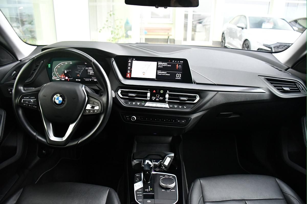 BMW Řada 2, 218d LED NAVI TAŽNÉ 1M ČR - fotka 5