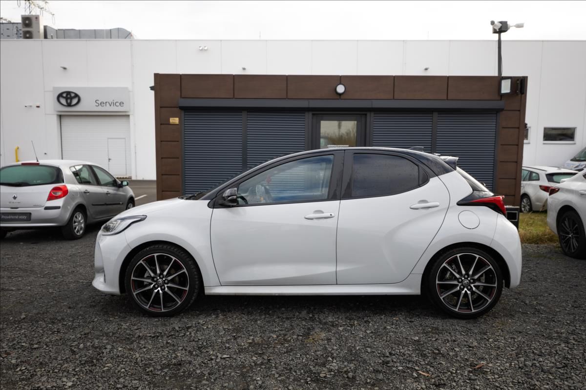 Toyota Yaris, 1,5 AT GR SPORT - fotka 3