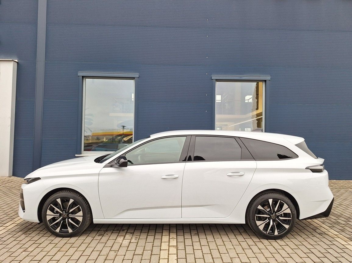 Peugeot 308, SW ALLURE Hybrid 145 e-DCS6 - fotka 2