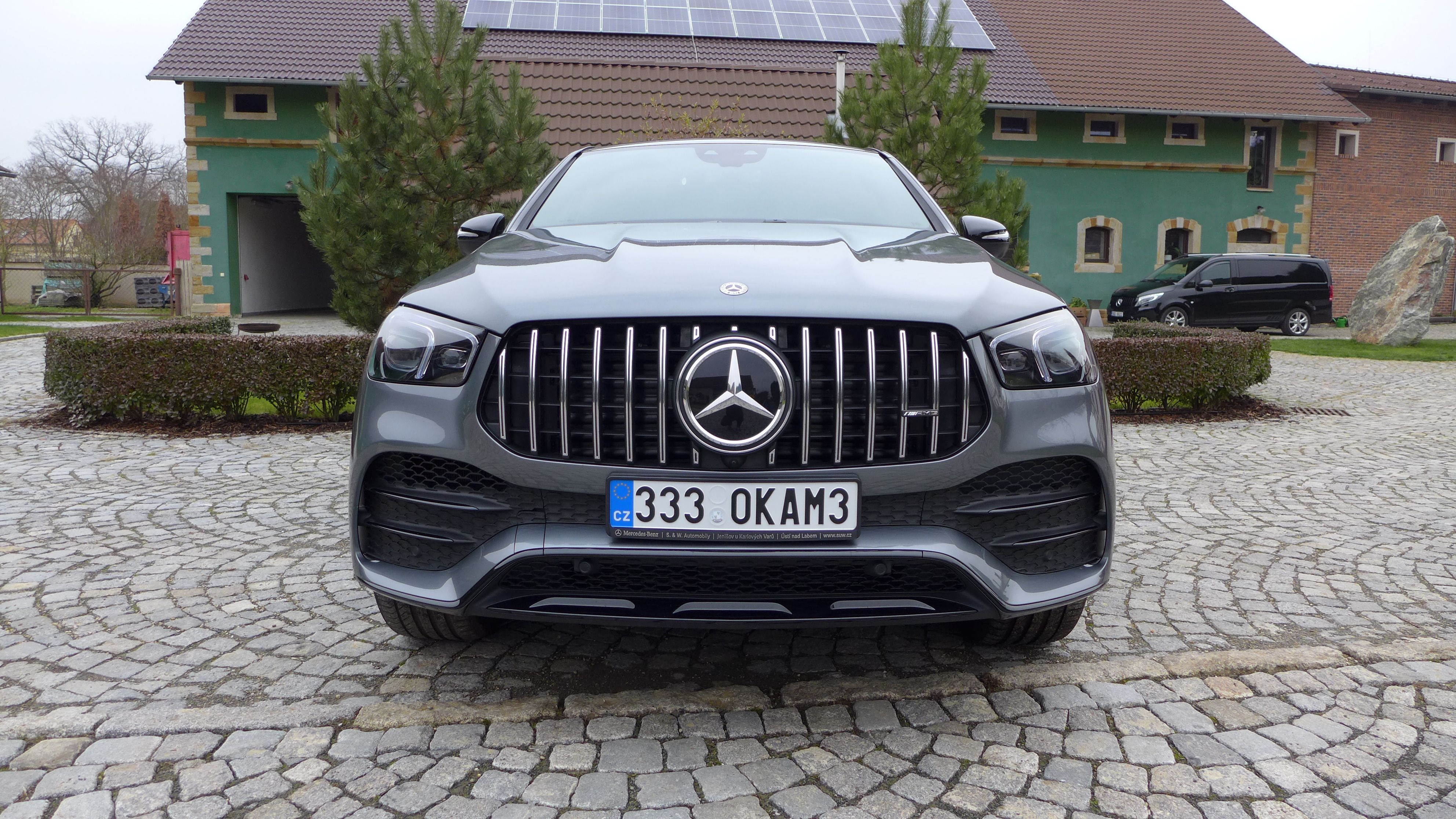 Mercedes-Benz GLE, 400d, 243kw,4Matic,AMG Night - fotka 2