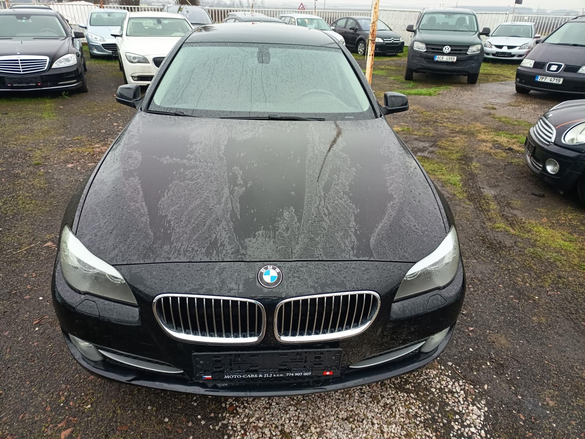 BMW Řada 5, 535i xDrive - fotka 5