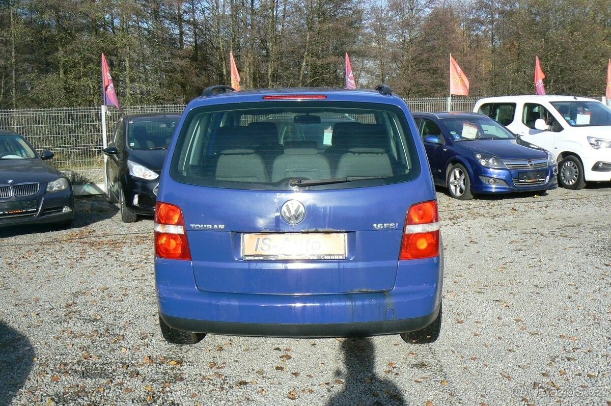 Volkswagen Touran, 1,6 FSI - fotka 6