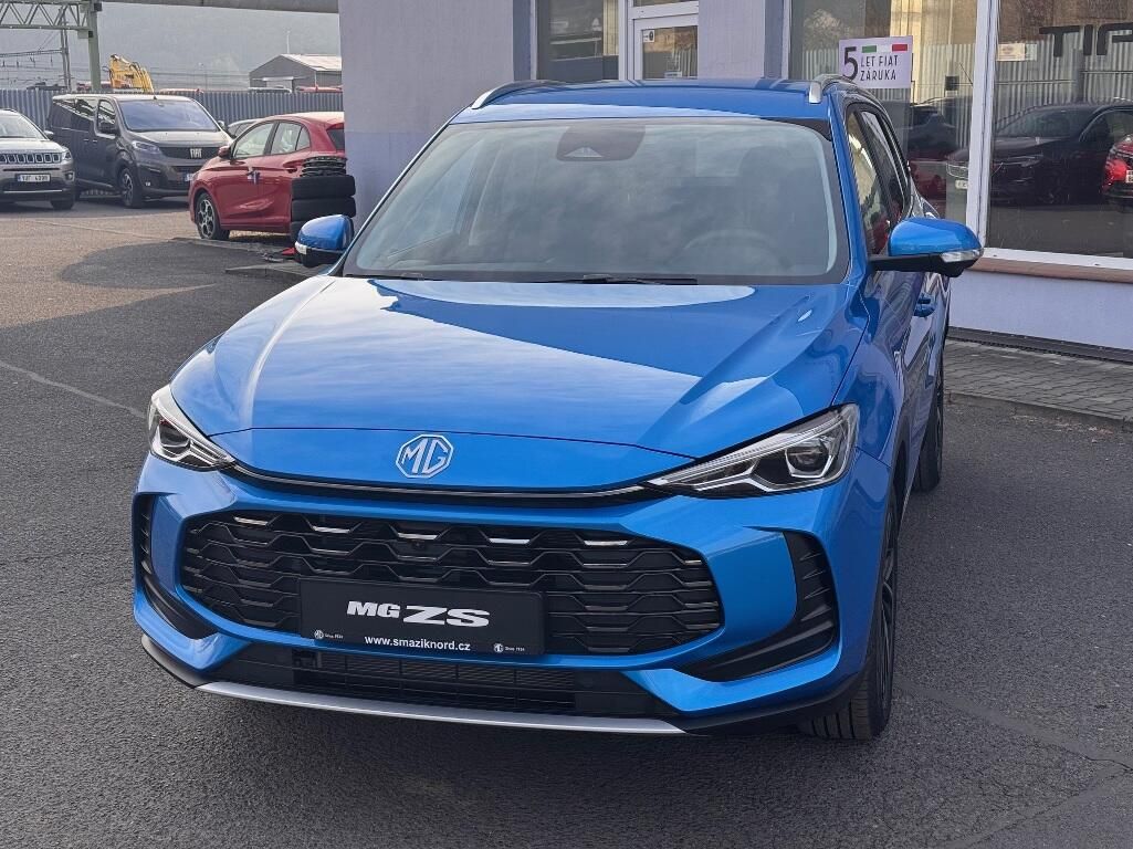 MG ZS, 1,5l Hybrid + (197k) Exclusive - fotka 4