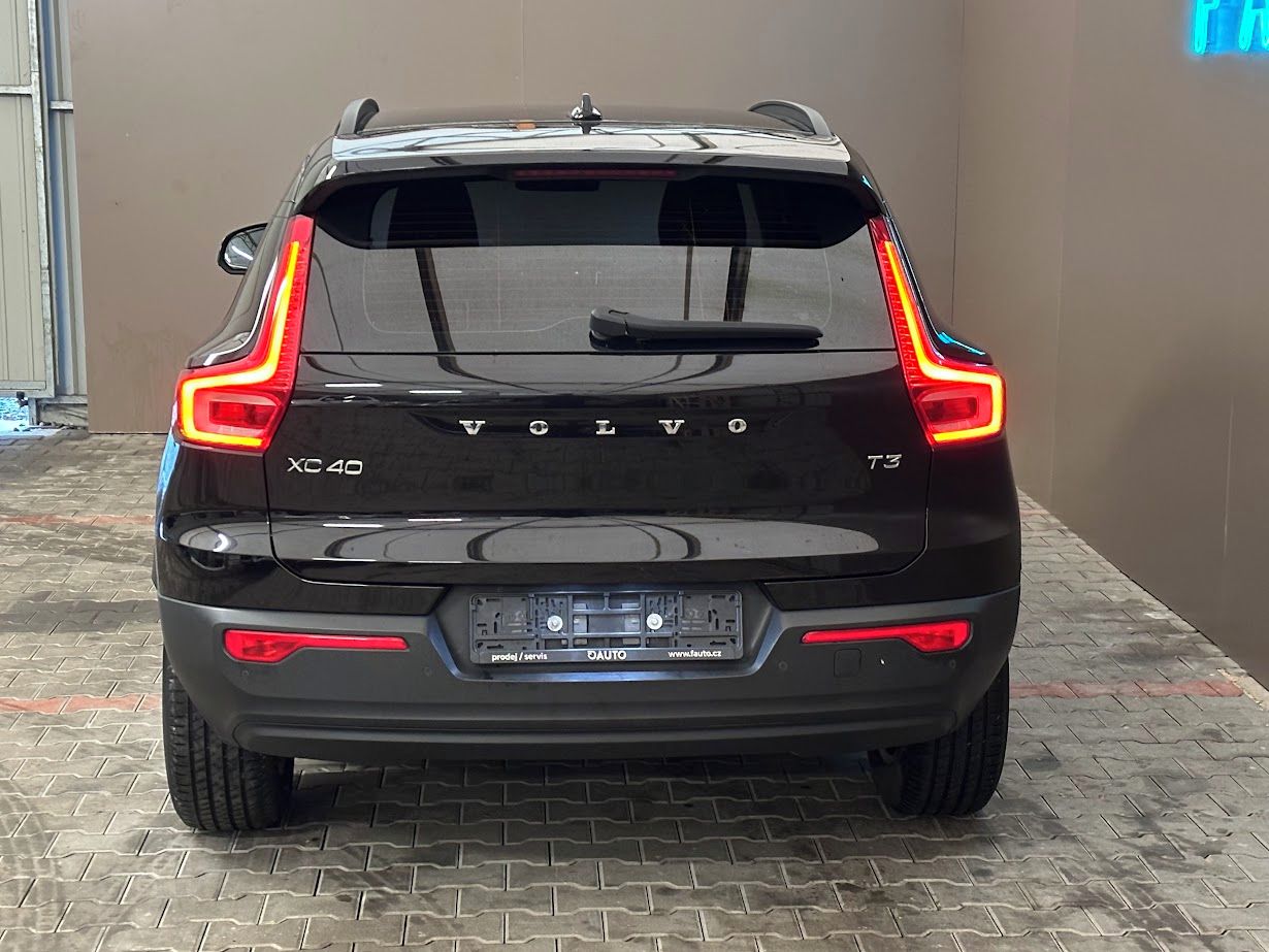 Volvo XC40, T3 Geartronic XC40 - fotka 6