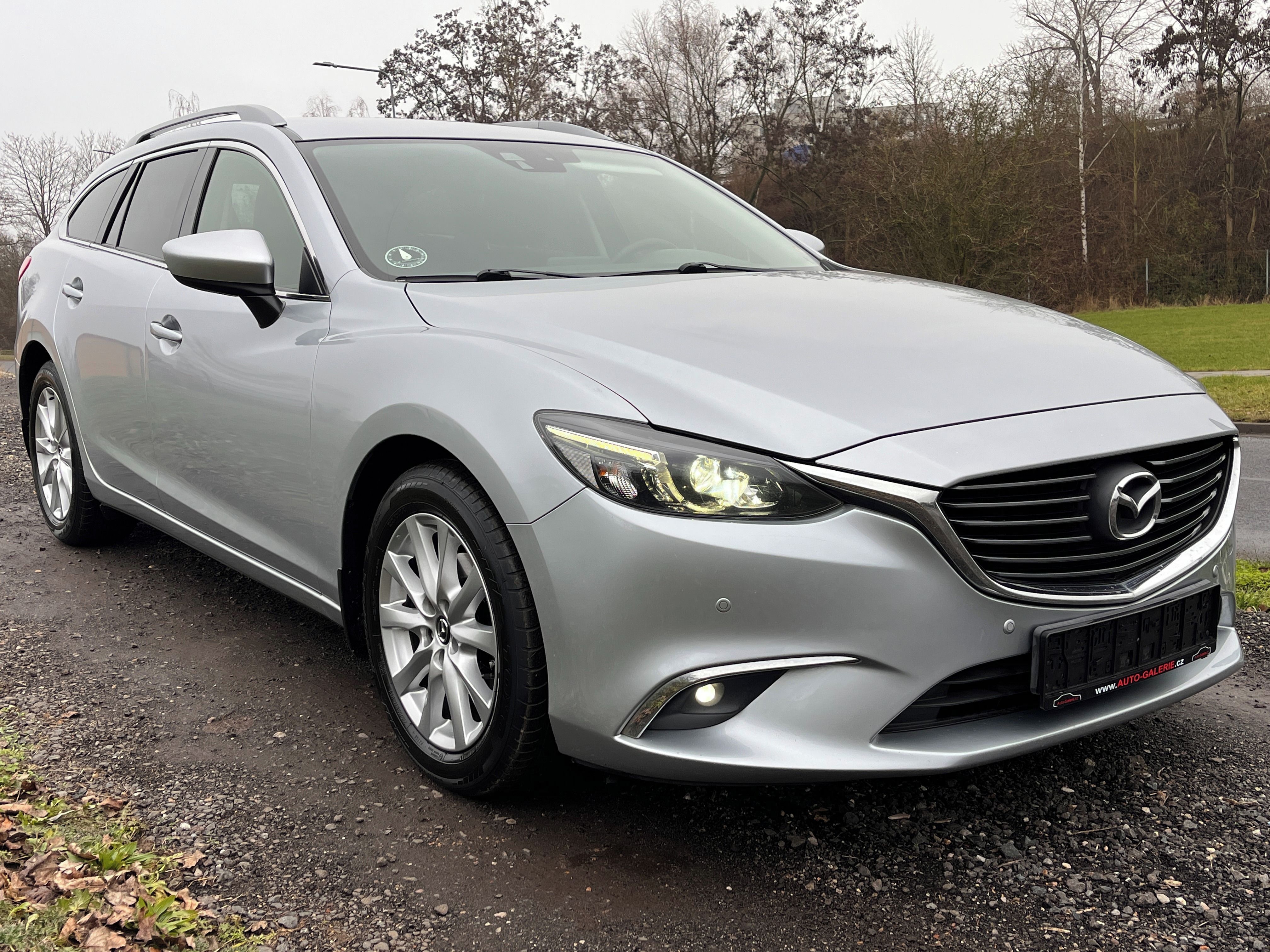 Mazda 6, 2.0i 121KW FACELIFT,MOC PĚKNÁ - fotka 4