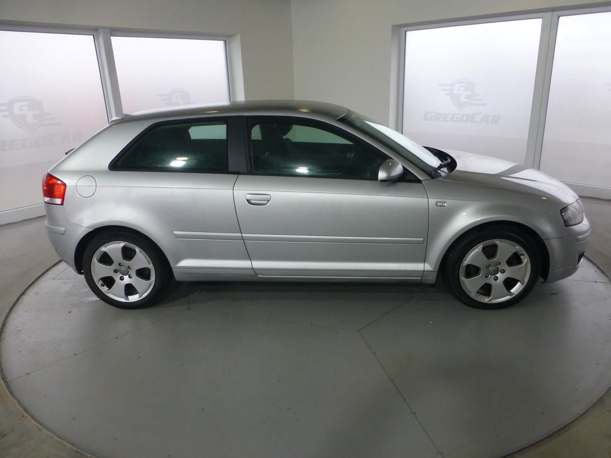 Audi A3, 2,0TDI*QUATTRO**ALU KOLA**DIGI - fotka 5