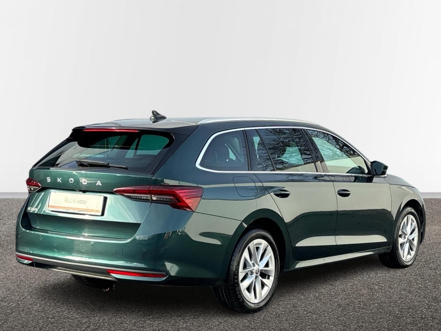 Škoda Octavia, 2.0 TDI / 110 kW Top Selection - fotka 2
