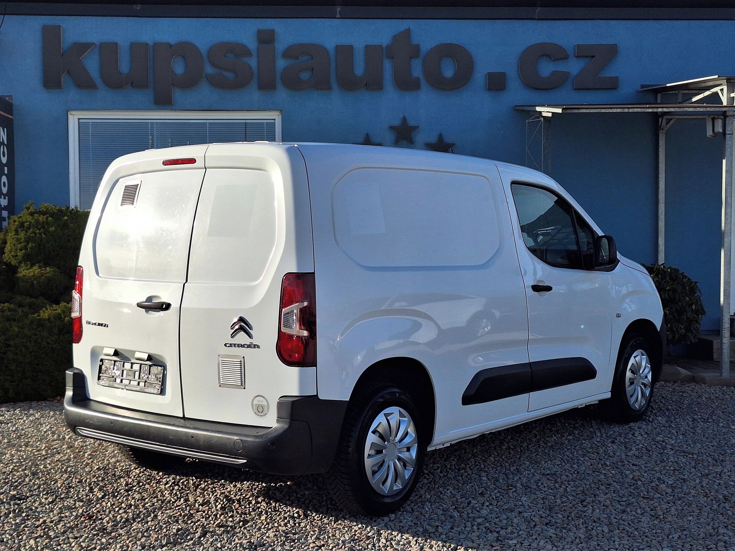 Citroën Berlingo, 1,2i - NOVÉ ZIMNÍ PNEU - fotka 4