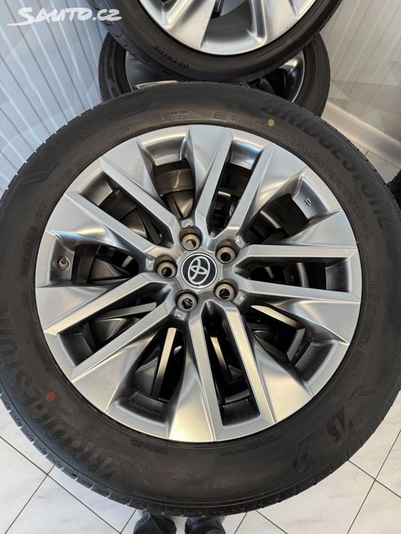 Toyota Rav4, fotka 34