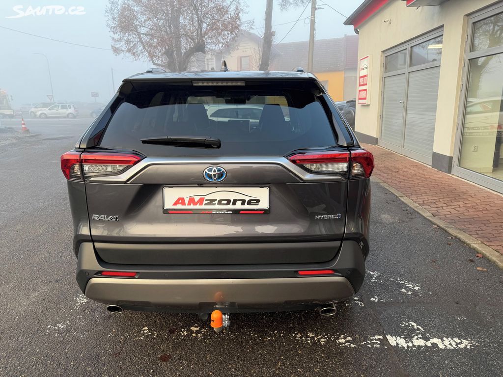 Toyota Rav4, fotka 9