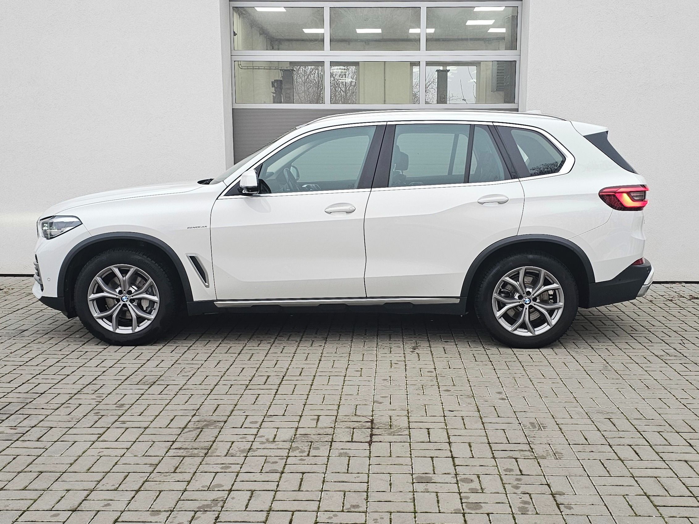 BMW X5, xDrive25d - fotka 4