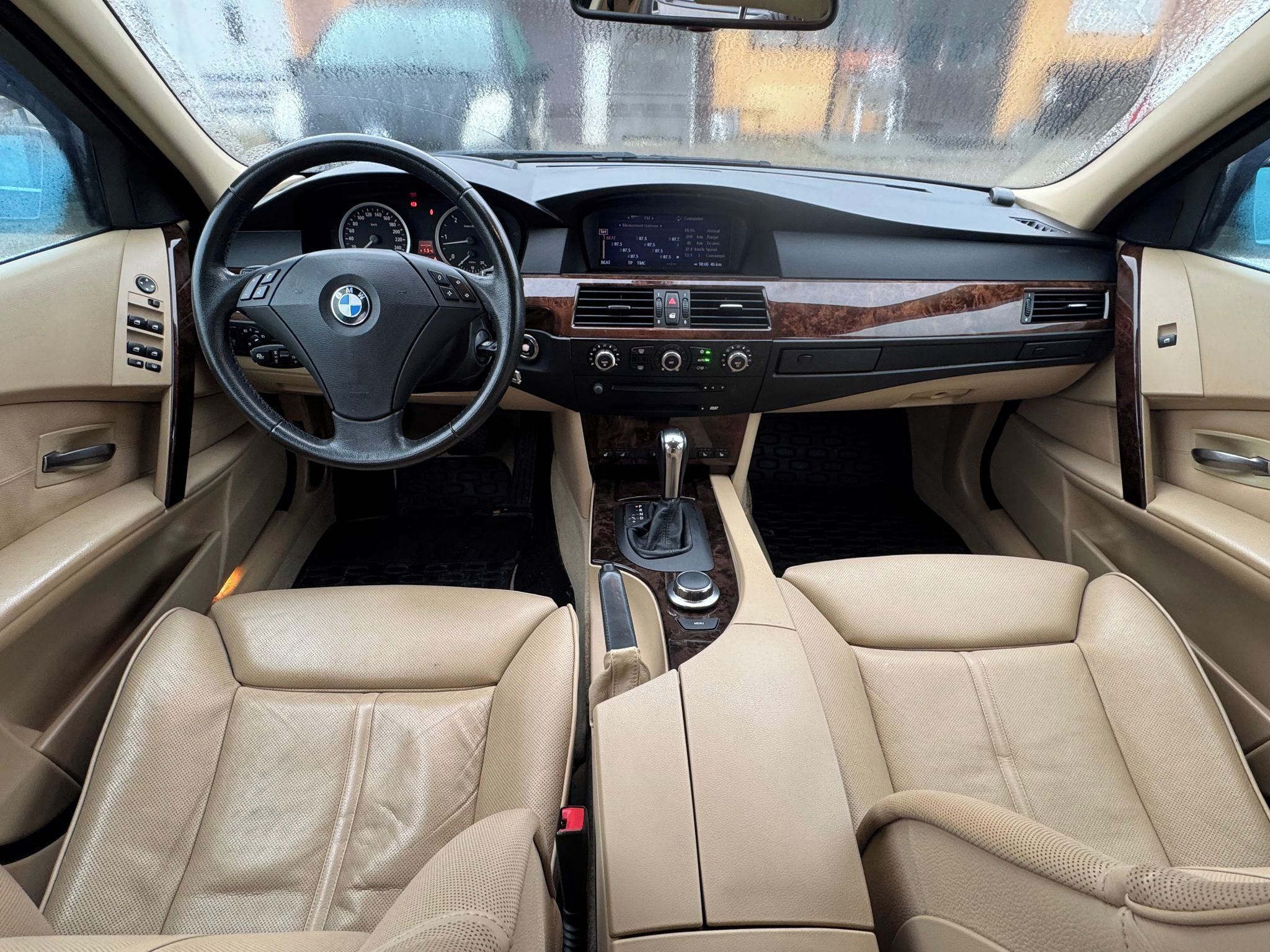BMW Řada 5, D X Drive 170kW koup. v ČR - fotka 5
