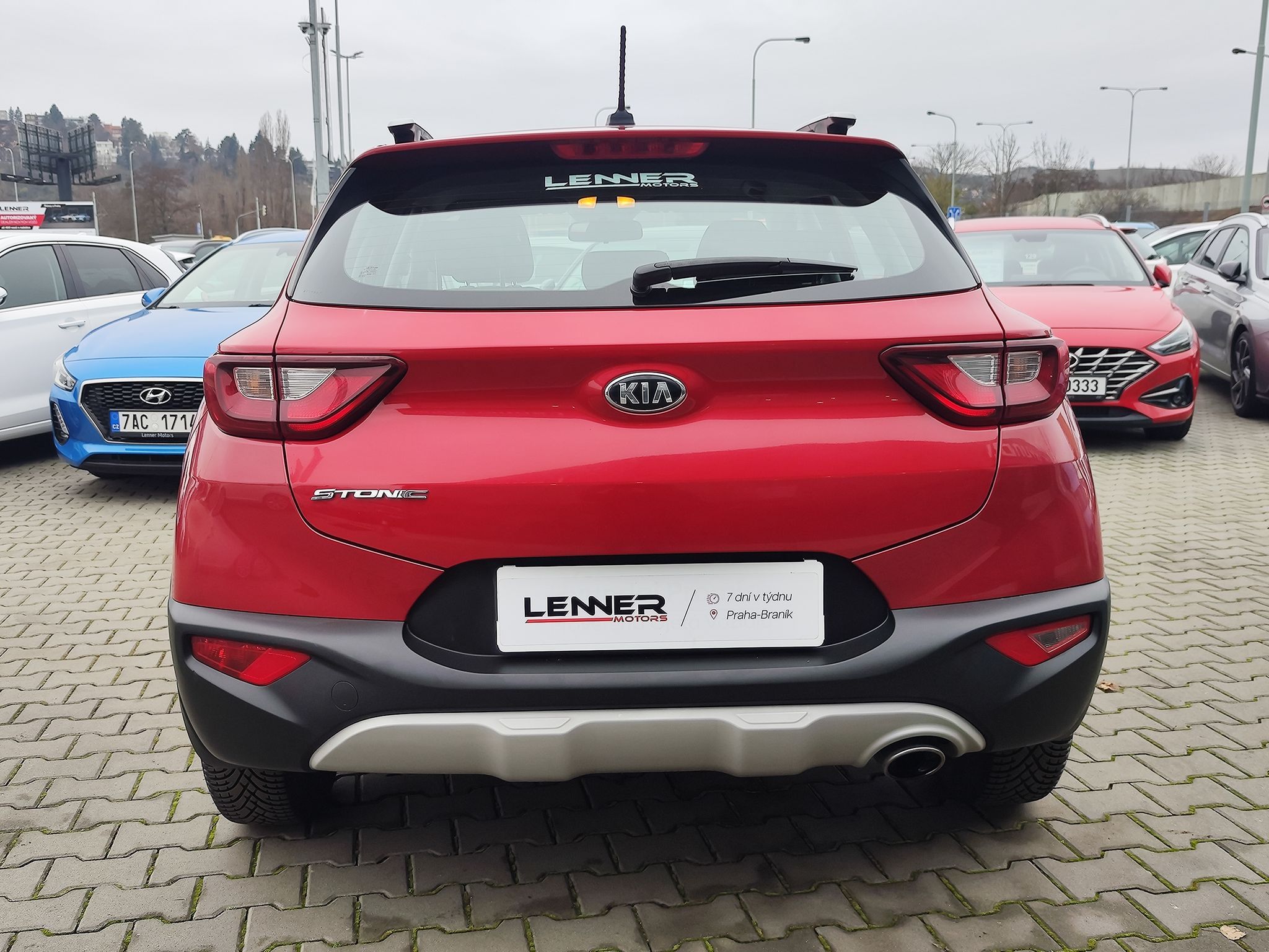 Kia Stonic, 1.25 CVVT/62kW - fotka 6