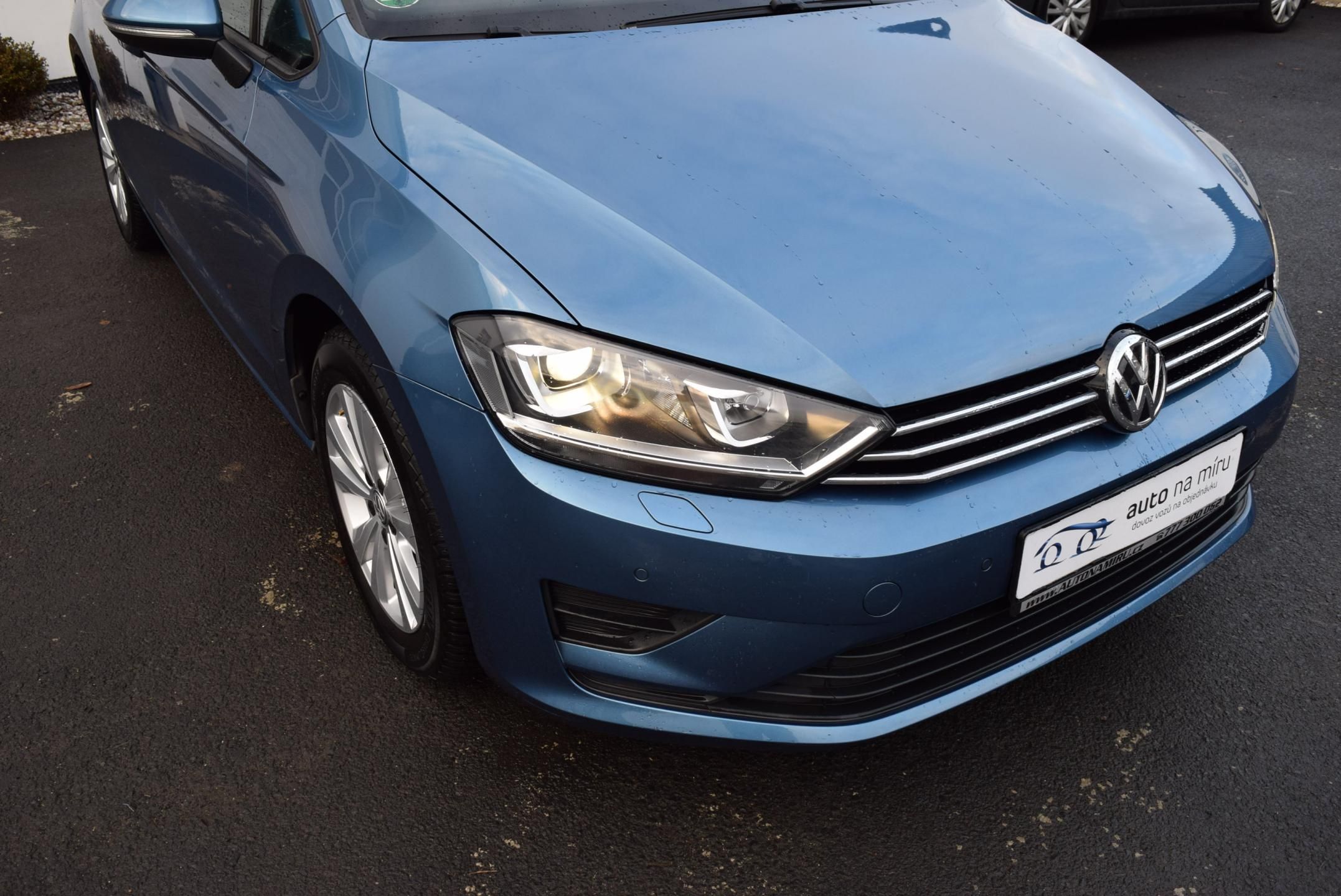 Volkswagen Golf Sportsvan, 1.4TSI 92kwCOMFORTLINE TAŽ XEN - fotka 4