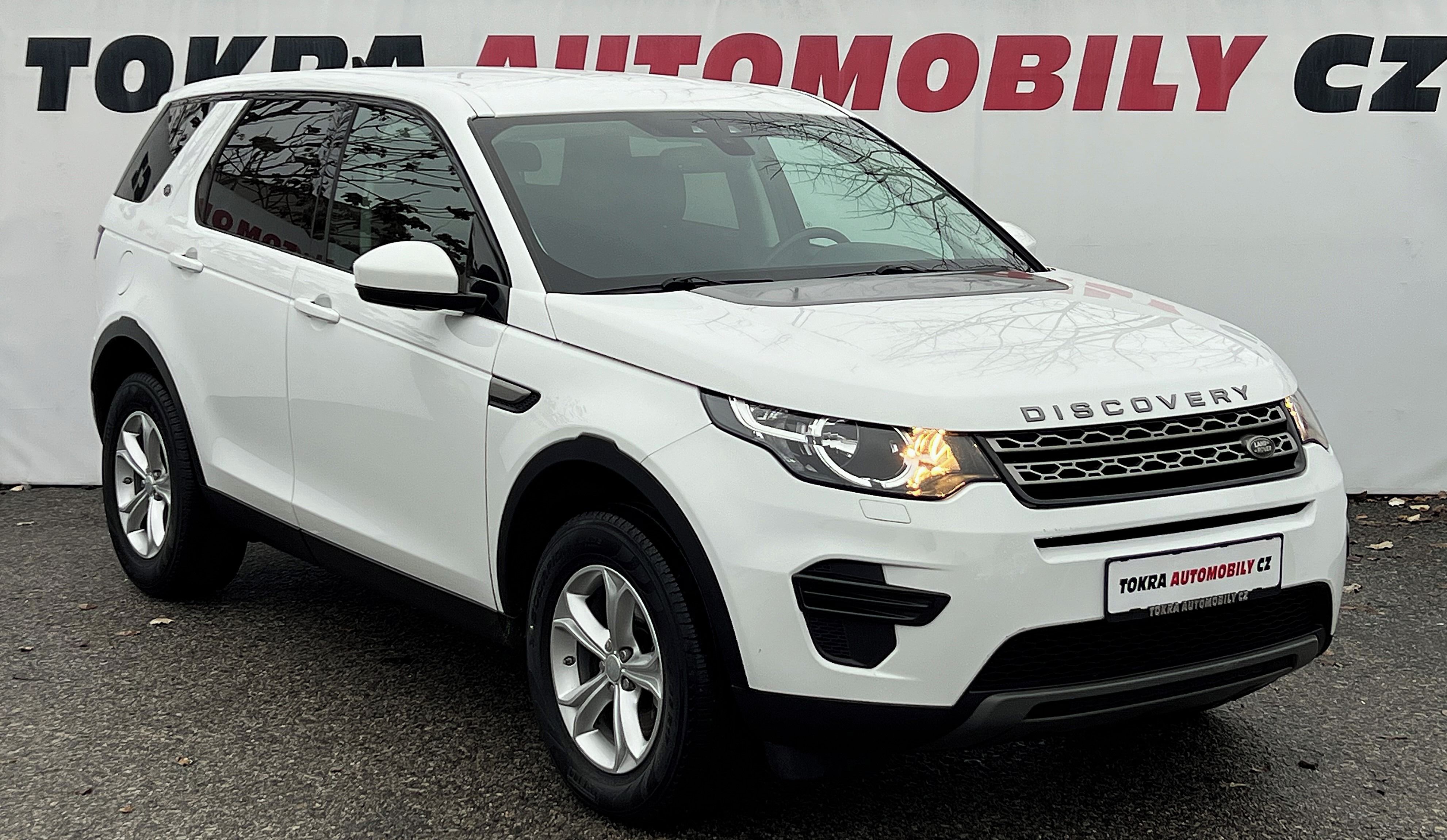 Land Rover Discovery Sport, 2.0TD4 4x4 A/T Navigace Tažné - fotka 3