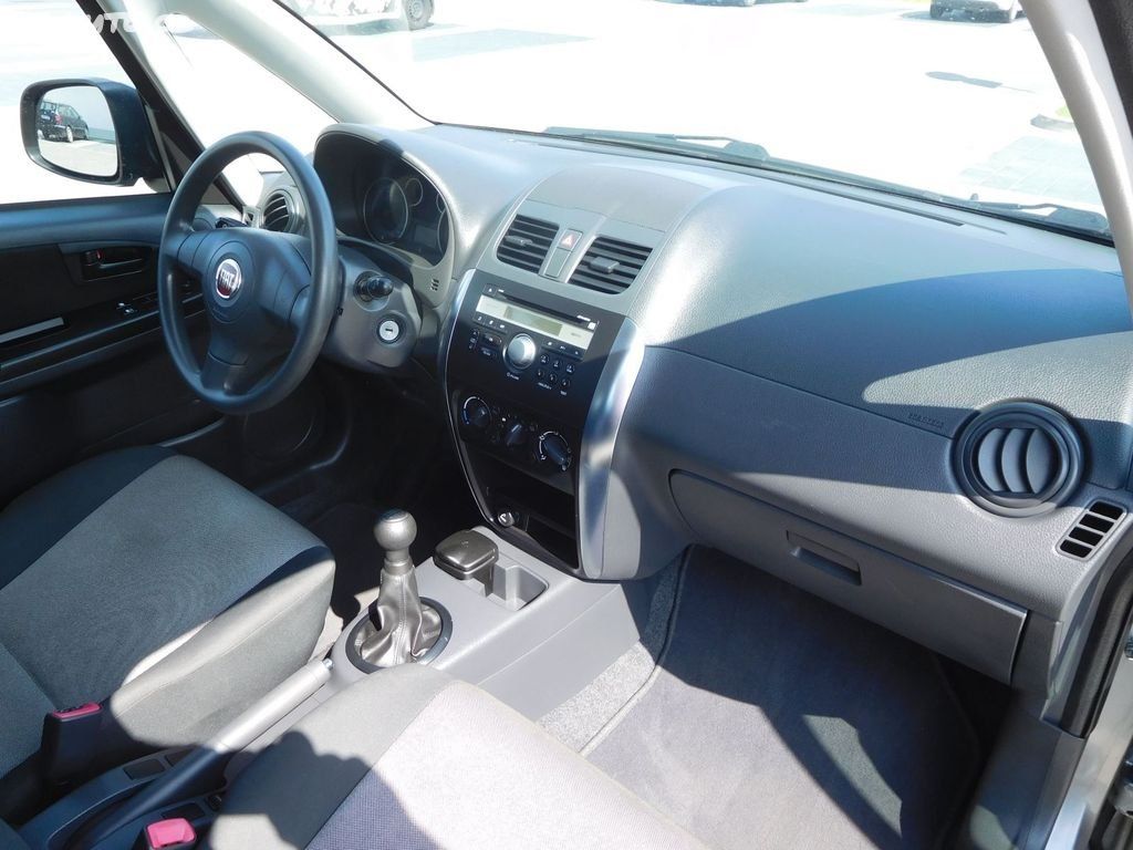 Fiat Sedici, 1.6i 16V 4WD, Klima, 4X4 - fotka 6