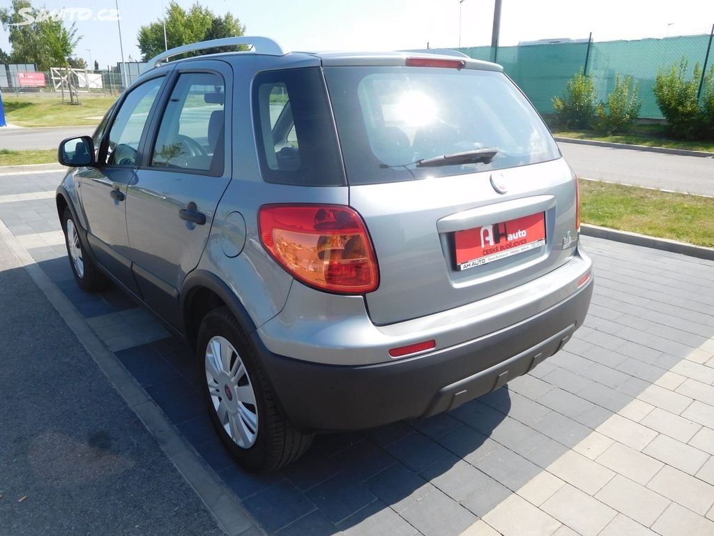 Fiat Sedici, 1.6i 16V 4WD, Klima, 4X4 - fotka 5