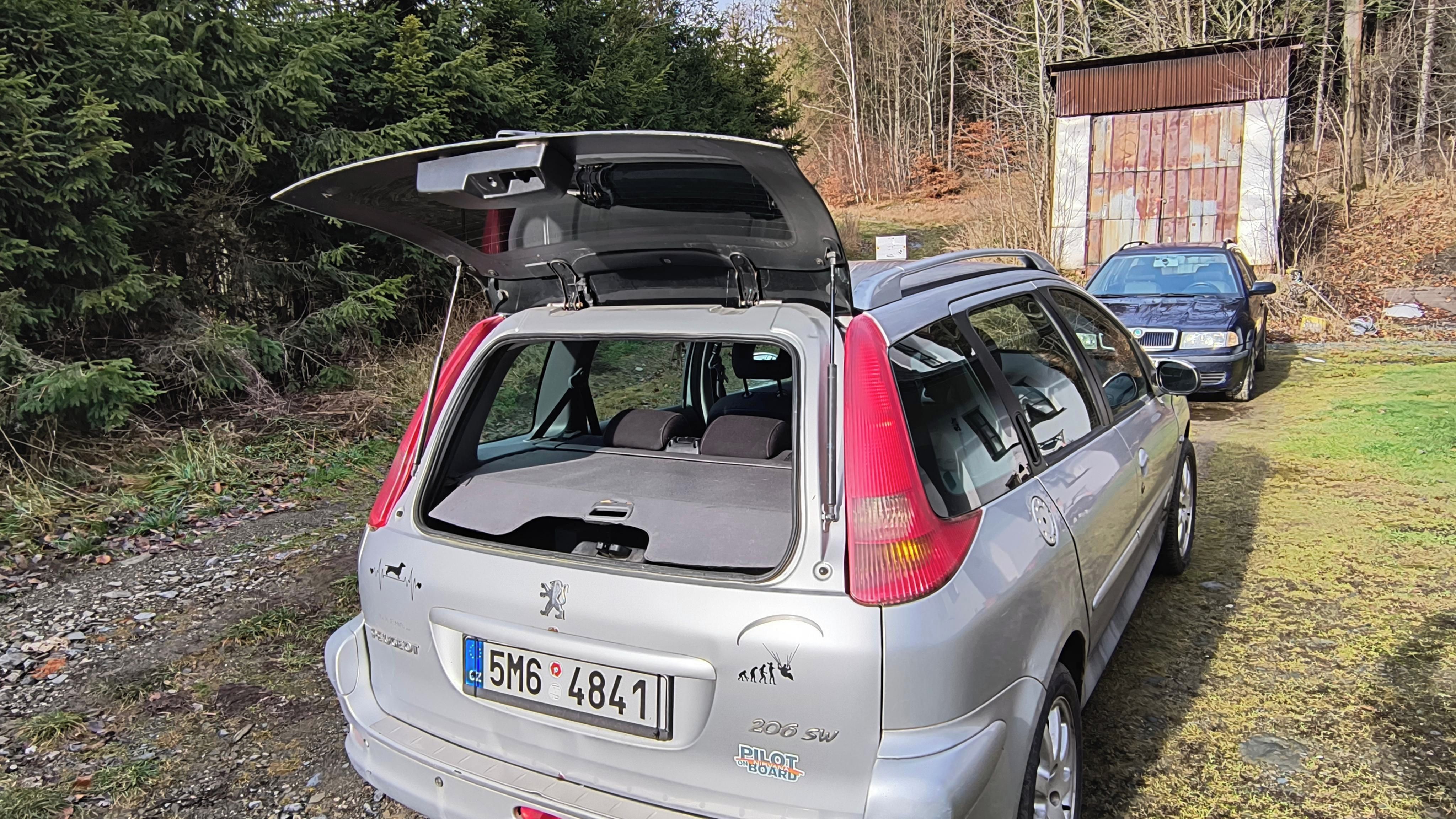 Peugeot 206, Peugeot 206 SW, 80kW nafta - fotka 6