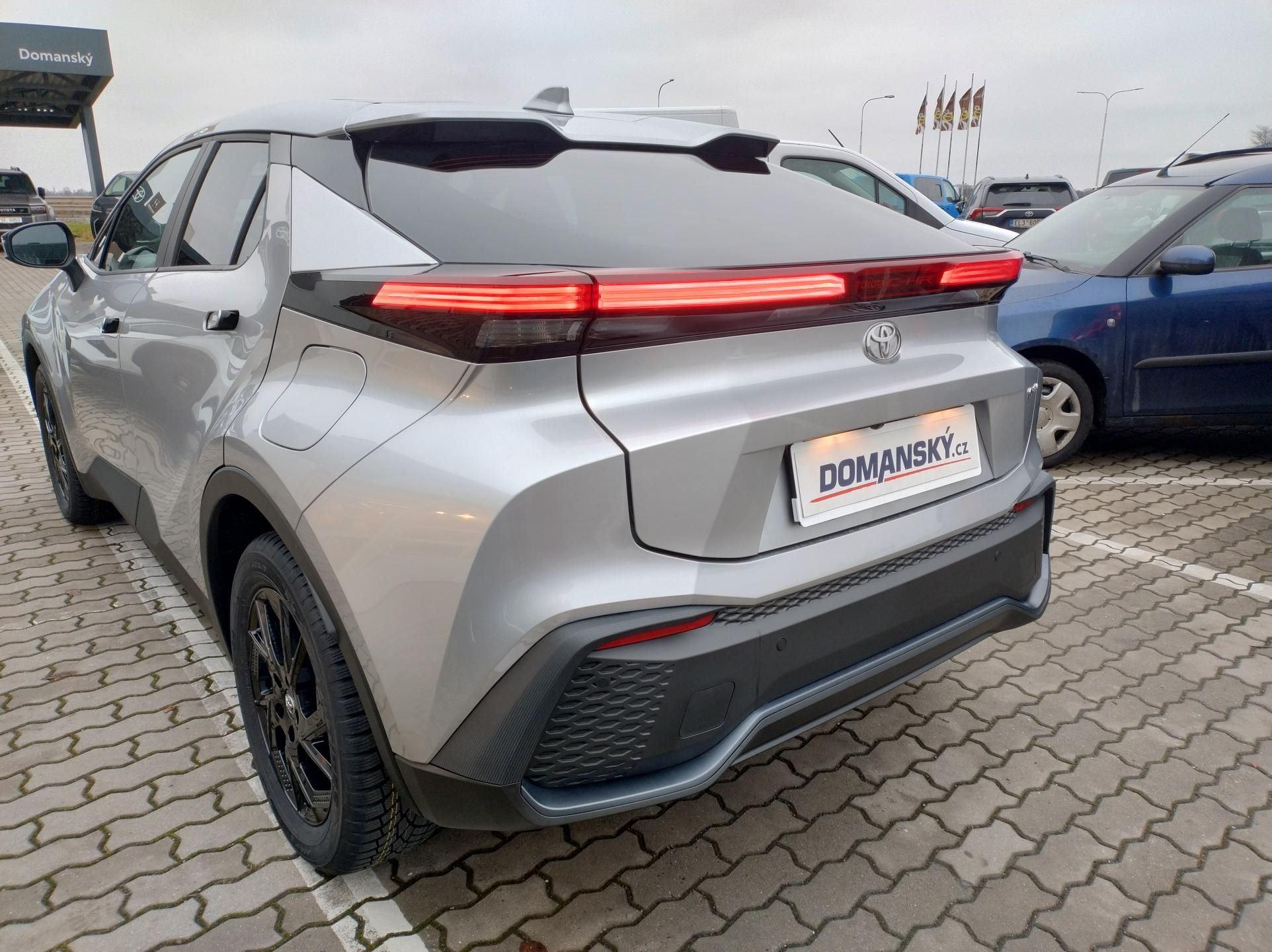 Toyota C-HR, 1.8 FHEV 2026 LIMITED EDITION+ - fotka 4