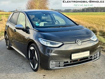 62kWh,SoH 92%, 1ST MAX, Masáže