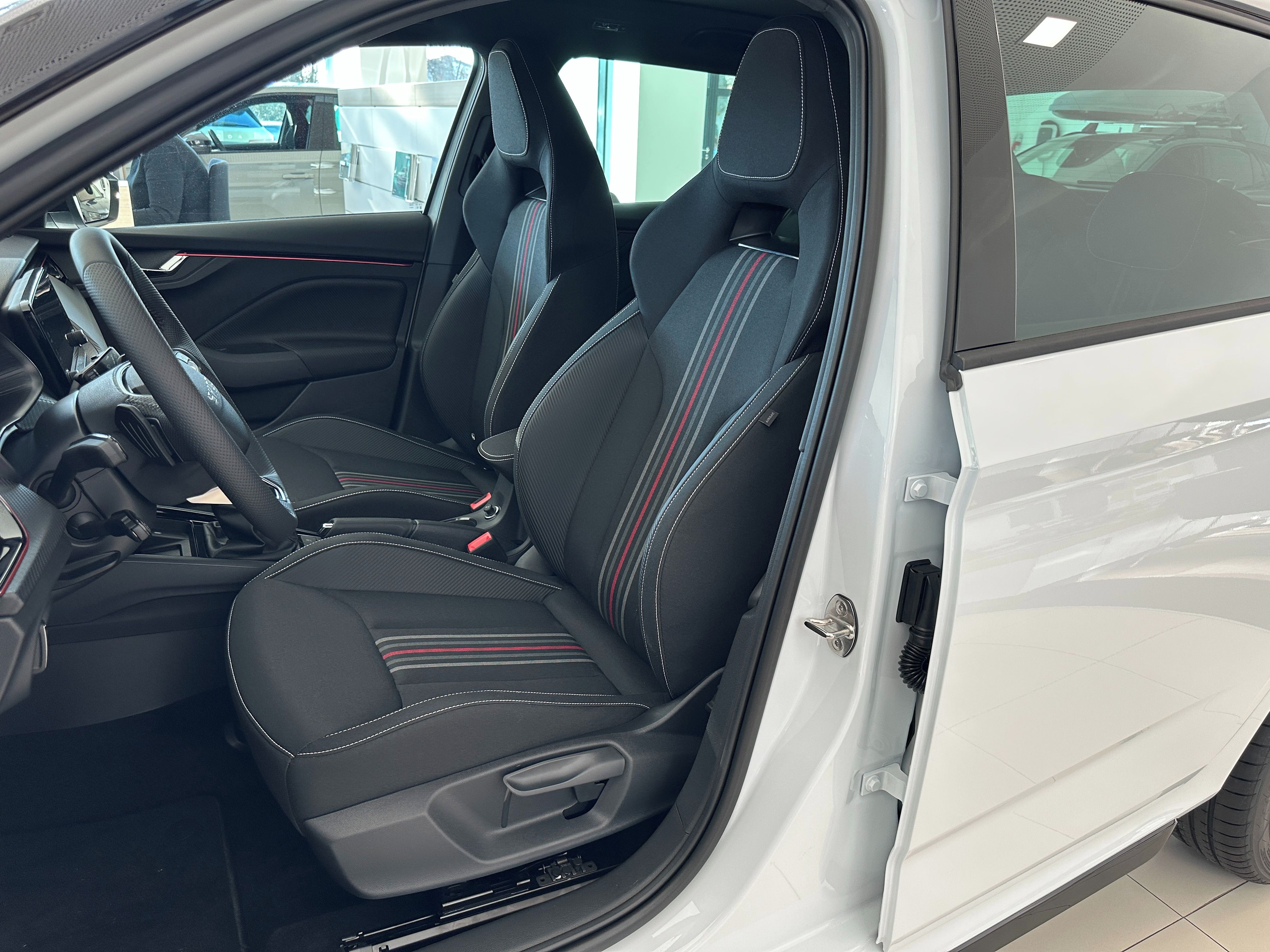 Škoda Kamiq, Monte Carlo 1.5 TSI - fotka 2