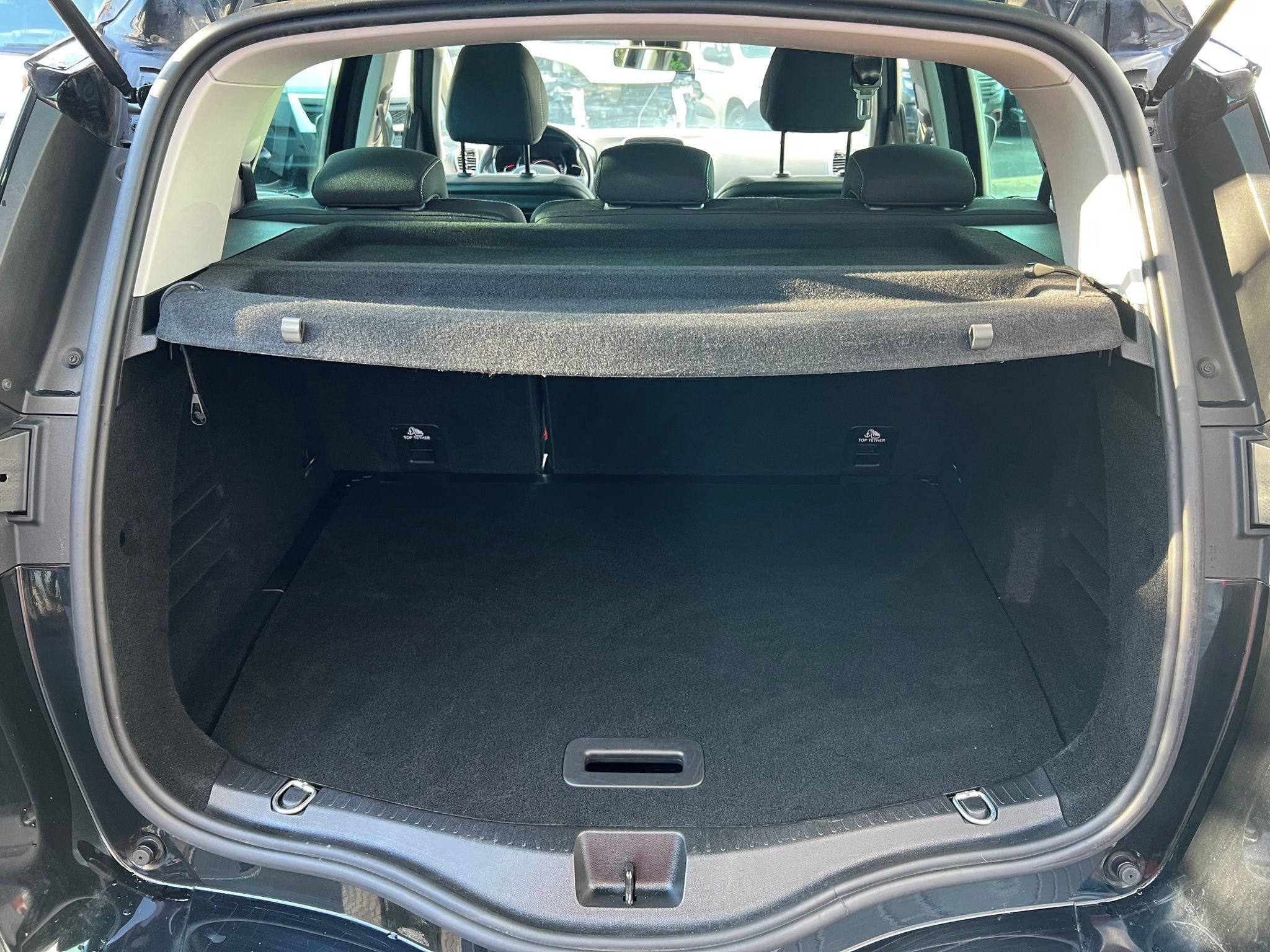 Renault Scénic, 1.3 TCe 140k SERVIS ZÁRUKA - fotka 6