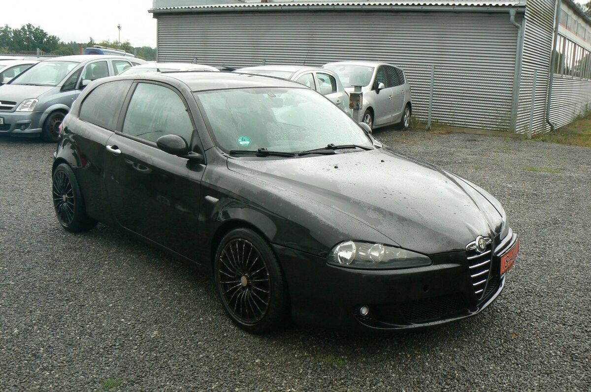 Alfa Romeo 147, 1,6 - fotka 2
