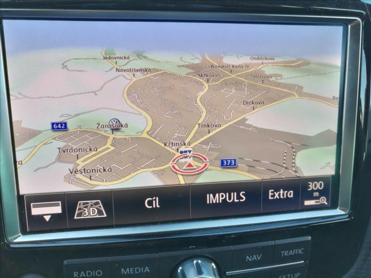 Volkswagen Touareg, 3,0 TDI V6 Tiptronic - fotka 6