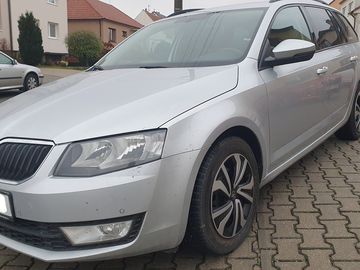 III. 1.6 TDI 81 KW DSG nové ČR
