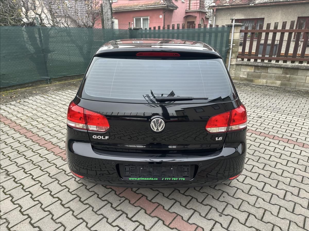 Volkswagen Golf, 1,6 MPI - fotka 6