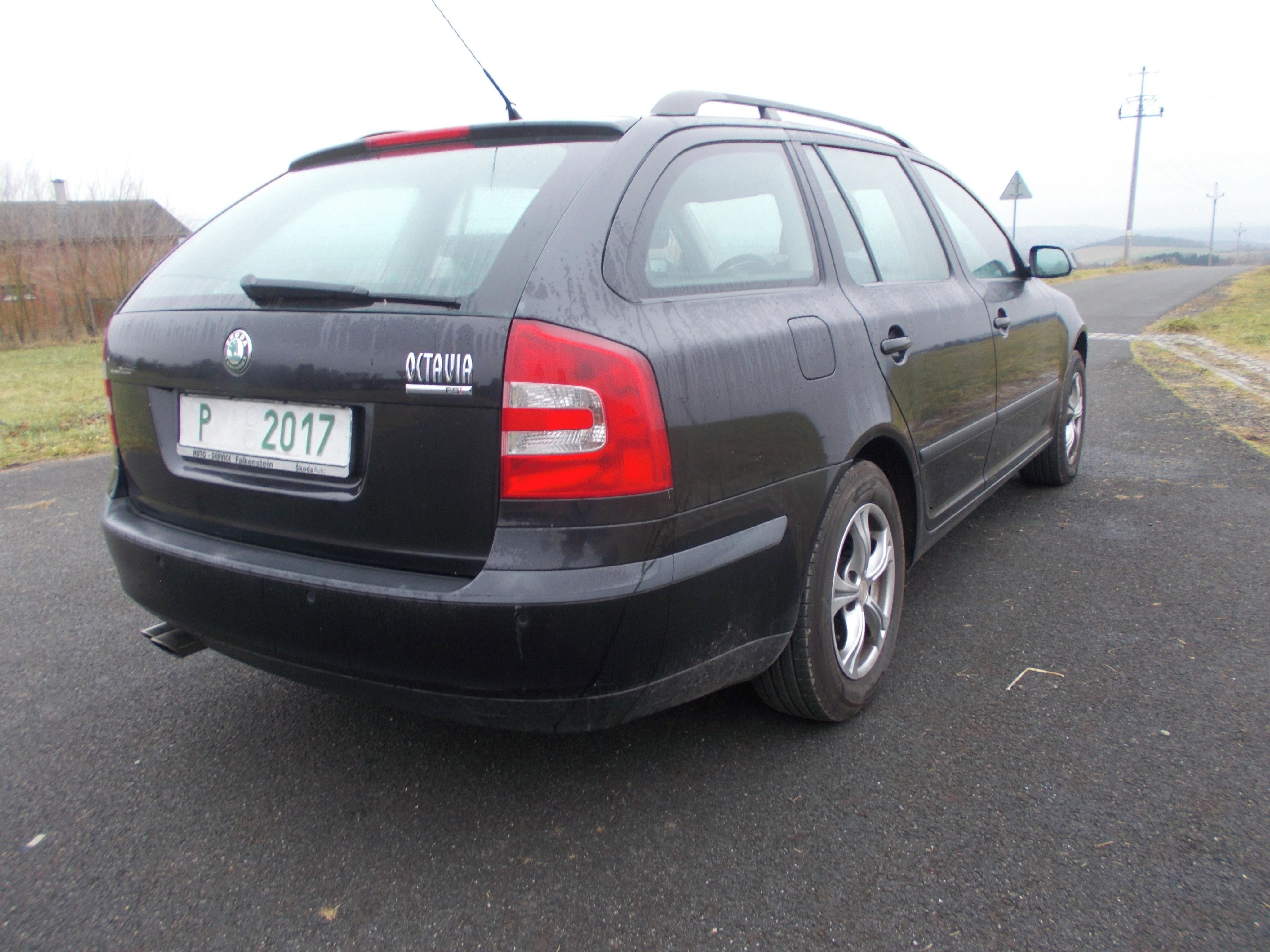 Škoda Octavia, 2,0 110 KW 127 000 km nová STK - fotka 5