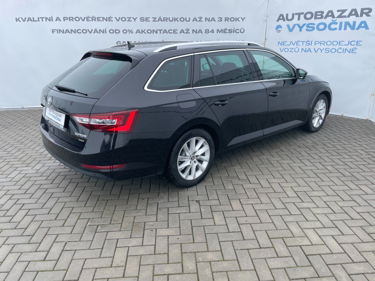 Škoda Superb, 2.0TDi 110kW 4x4! STYLE++! - fotka 4