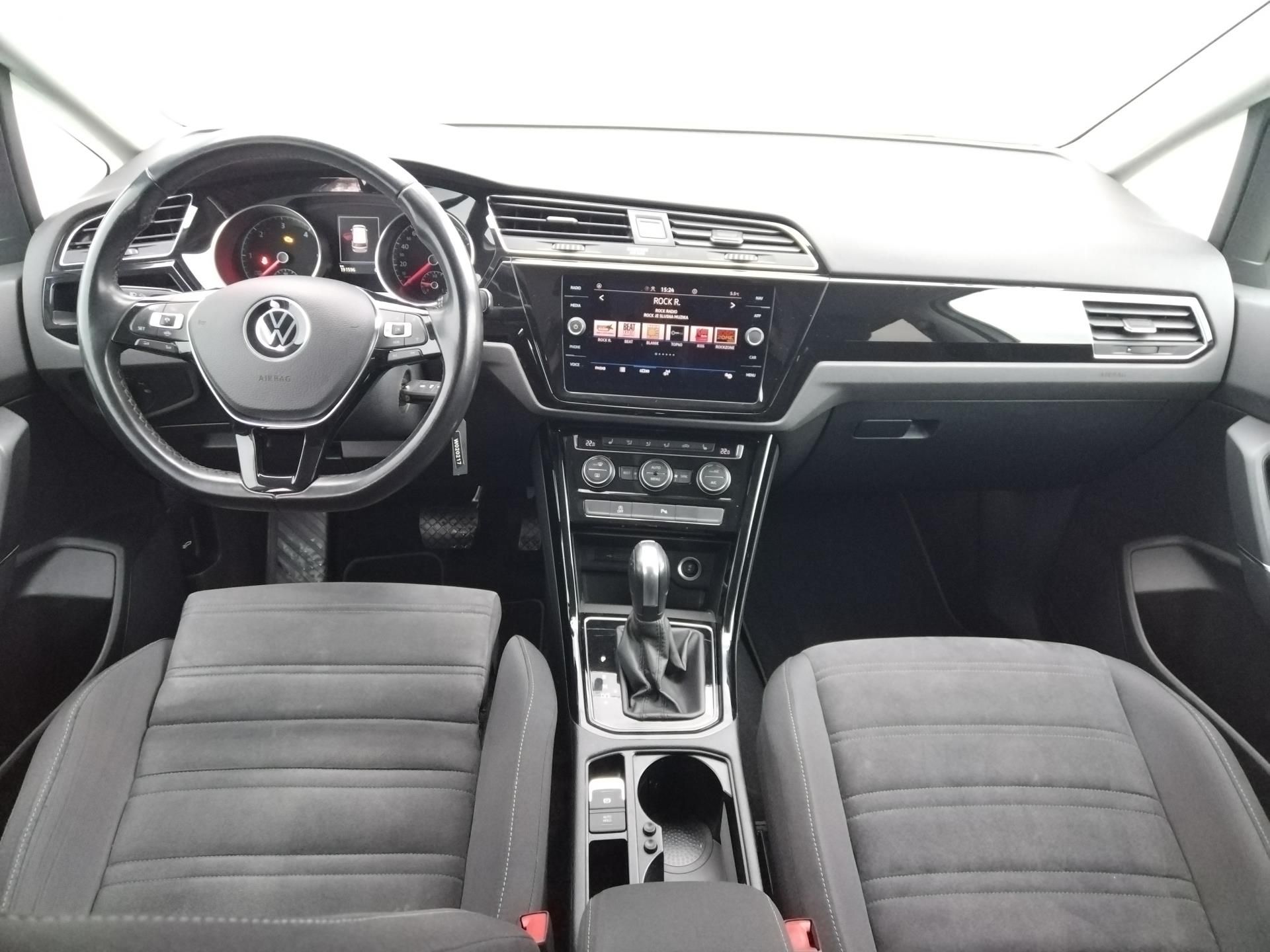 Volkswagen Touran, 1,5 TSI EVO 7DSG Highline - fotka 5