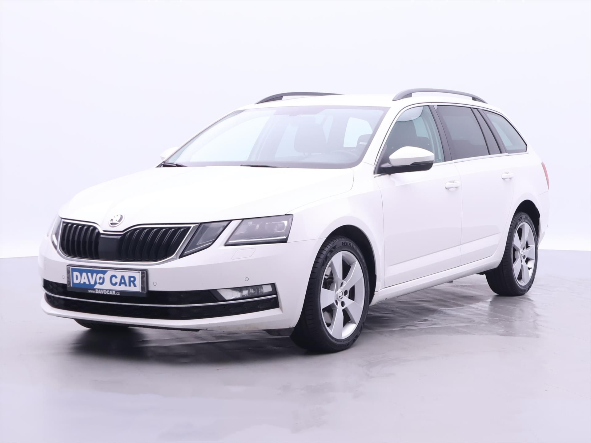 Škoda Octavia, 2,0 TDI DSG 4x4 CZ Style DPH - fotka 3
