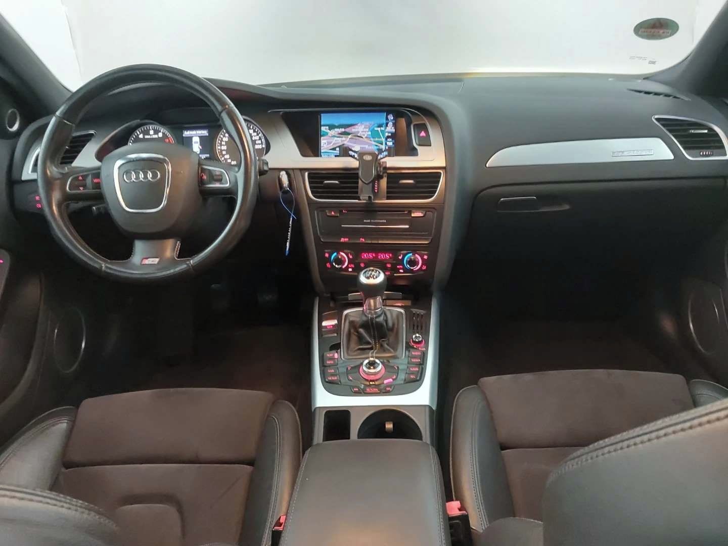 Audi S4, 3.0 Tfsi 245KW BUFÍK NA DÁLKU - fotka 3
