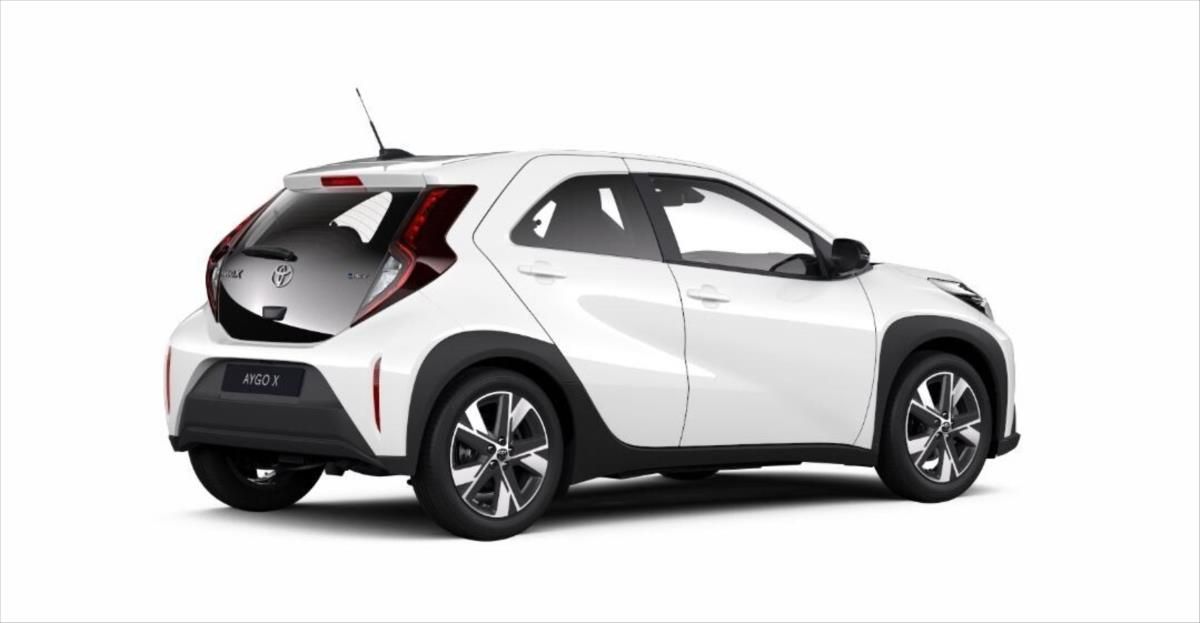 Toyota Aygo, 1.5 Aygo X MC26 HEV  COMFORT - fotka 2