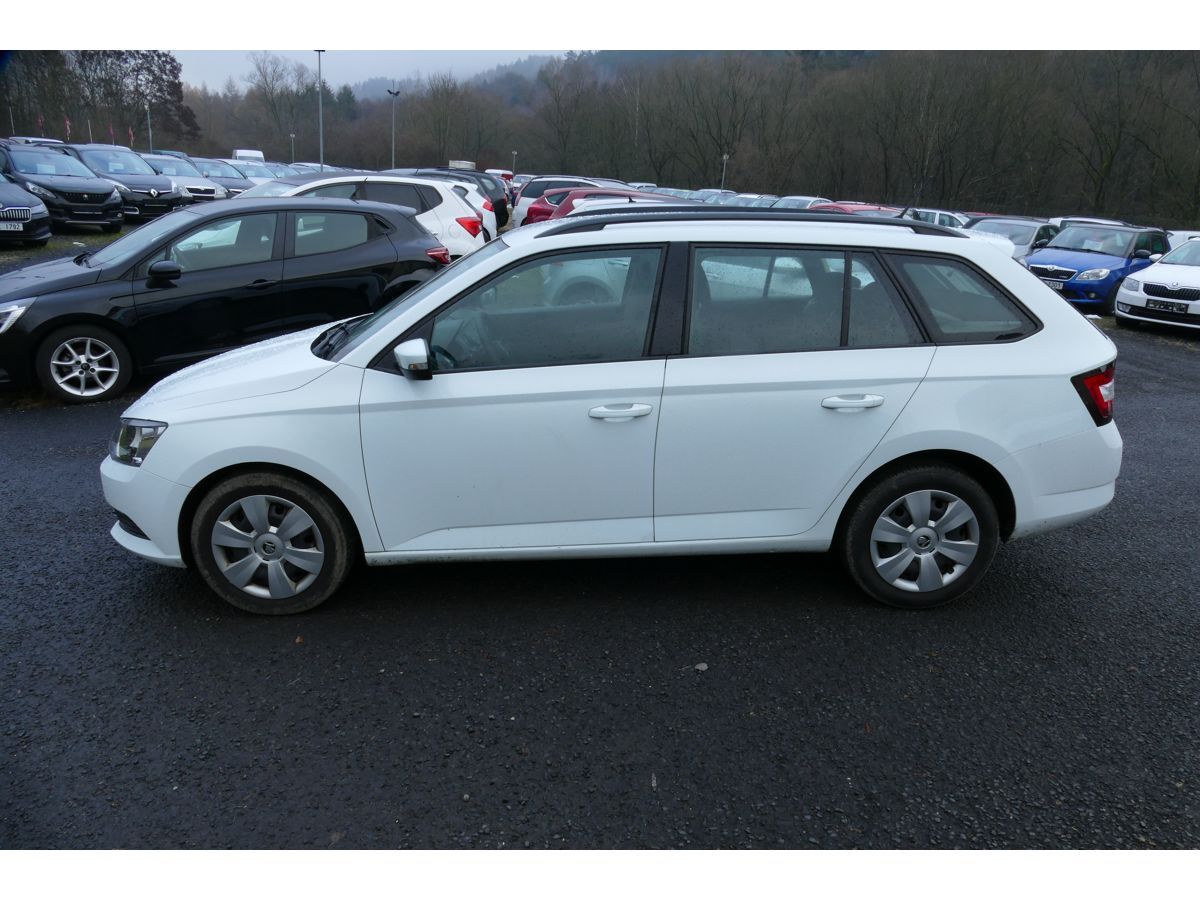 Škoda Fabia, 1,0TSI 70KW  KLIMA - fotka 4