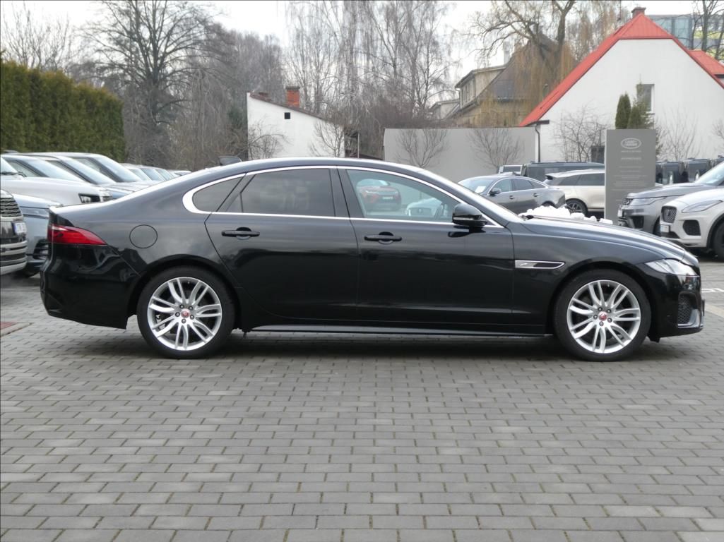 Jaguar XF, 2,0 D200 R-Dynamic S,1M,ČR,DPH - fotka 6