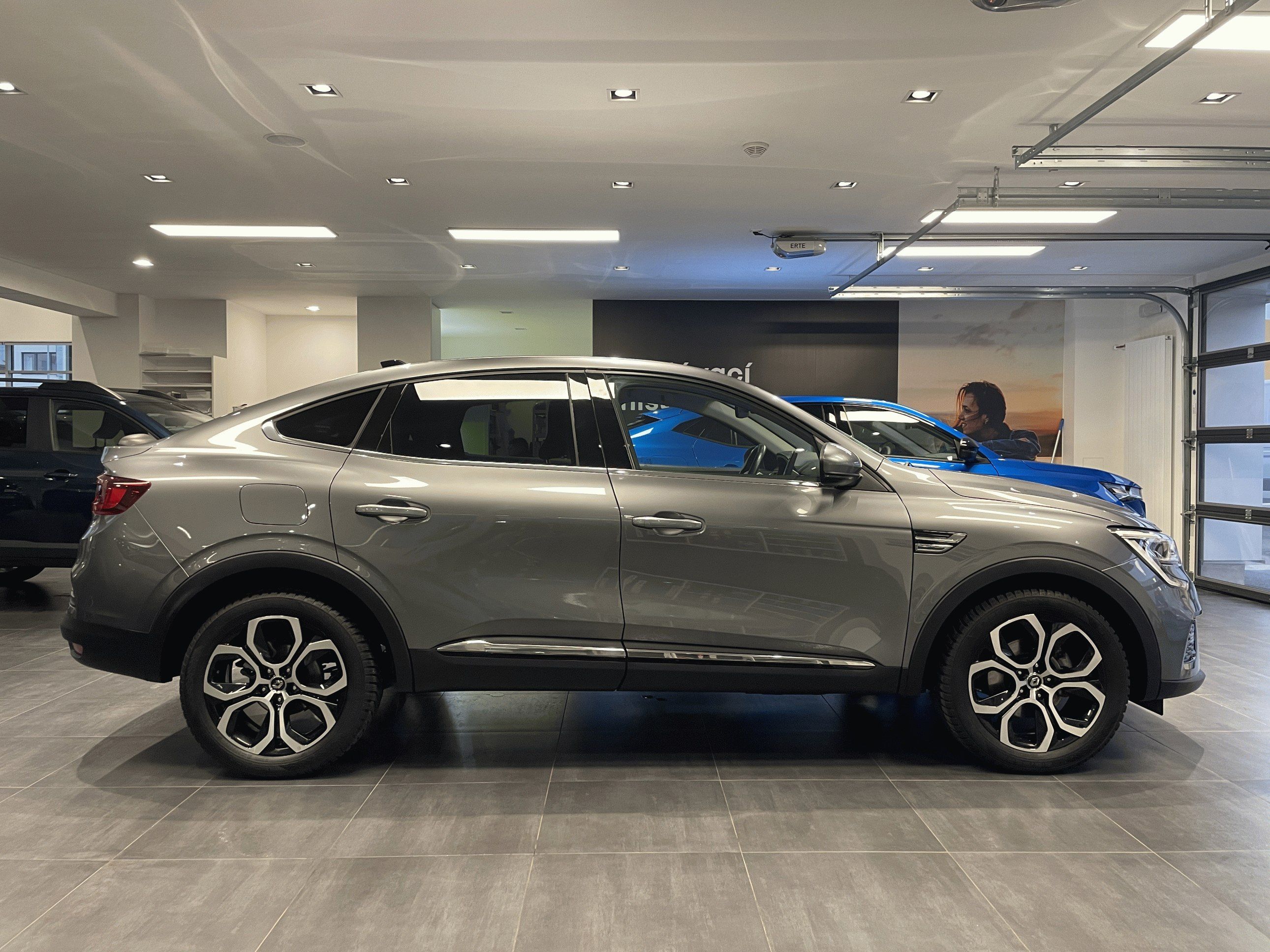 Renault Arkana, TECHNO E-TECH 145k - fotka 5
