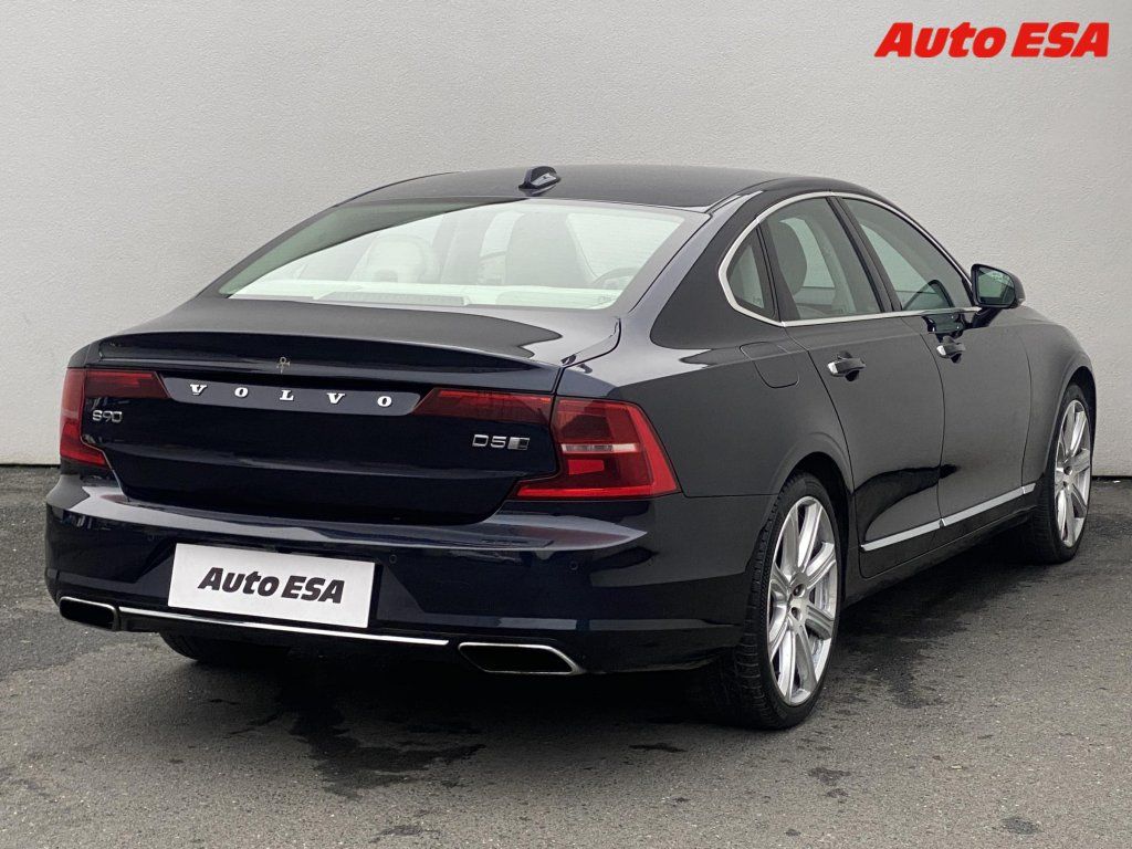 Volvo S90, 2.0 D5 AWD,ČR,Inscription - fotka 4