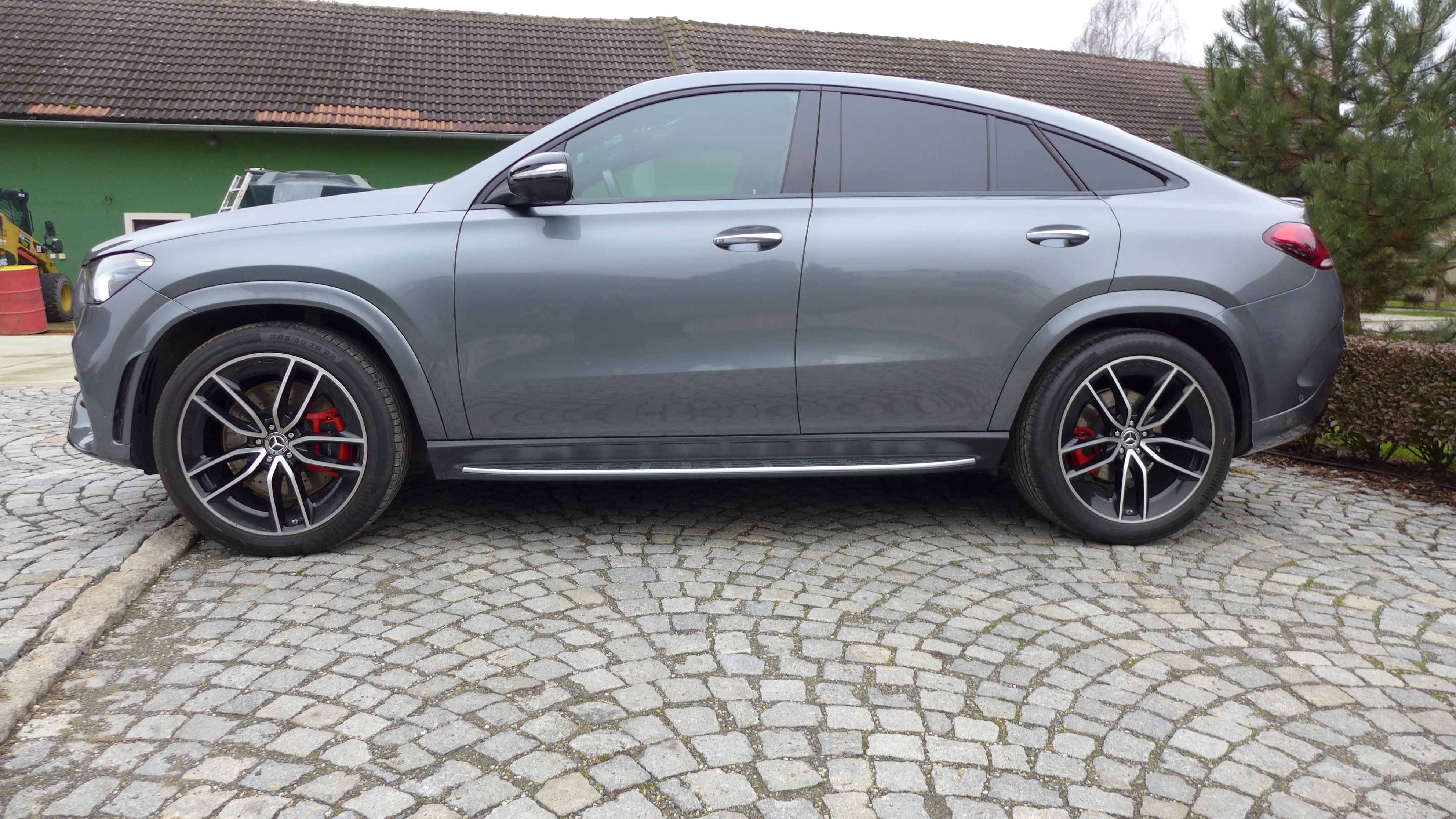 Mercedes-Benz GLE, 400d, 243kw,4Matic,AMG Night - fotka 4