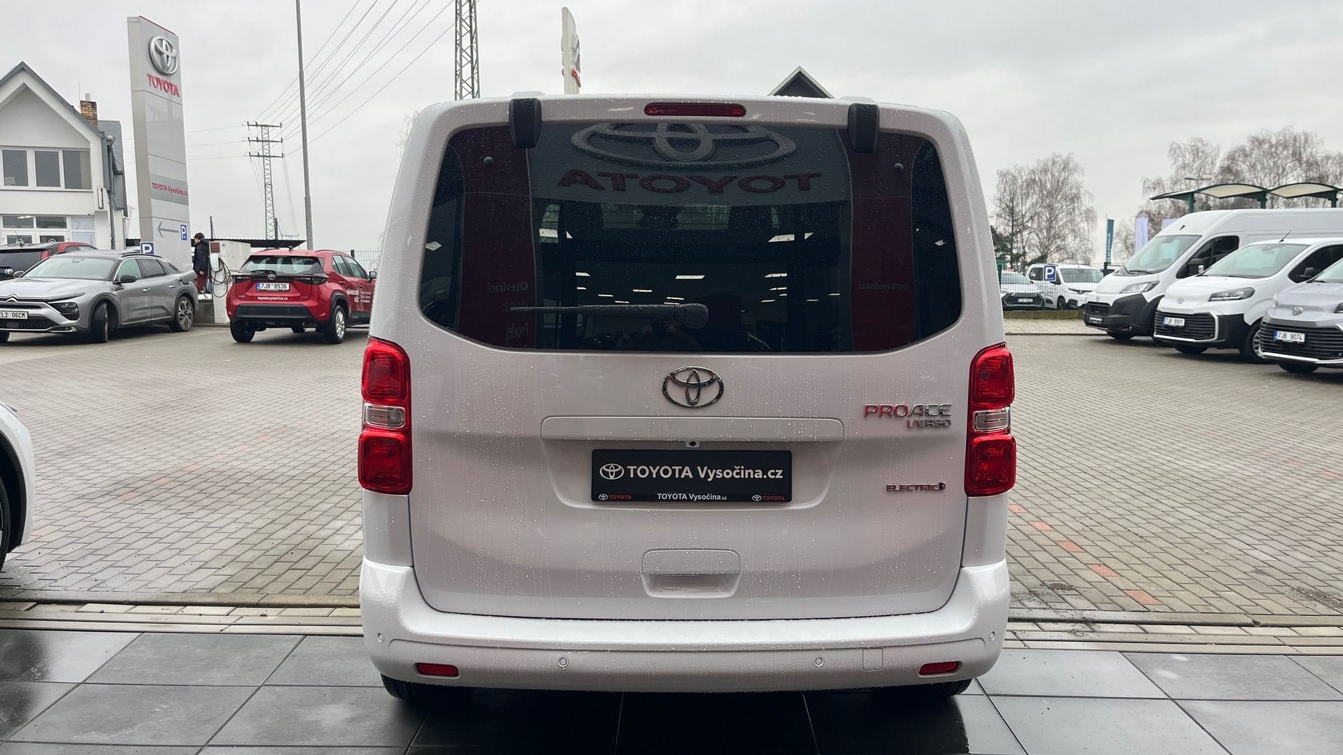 Toyota Proace, Proace Verso EV 136k L1 Family - fotka 6
