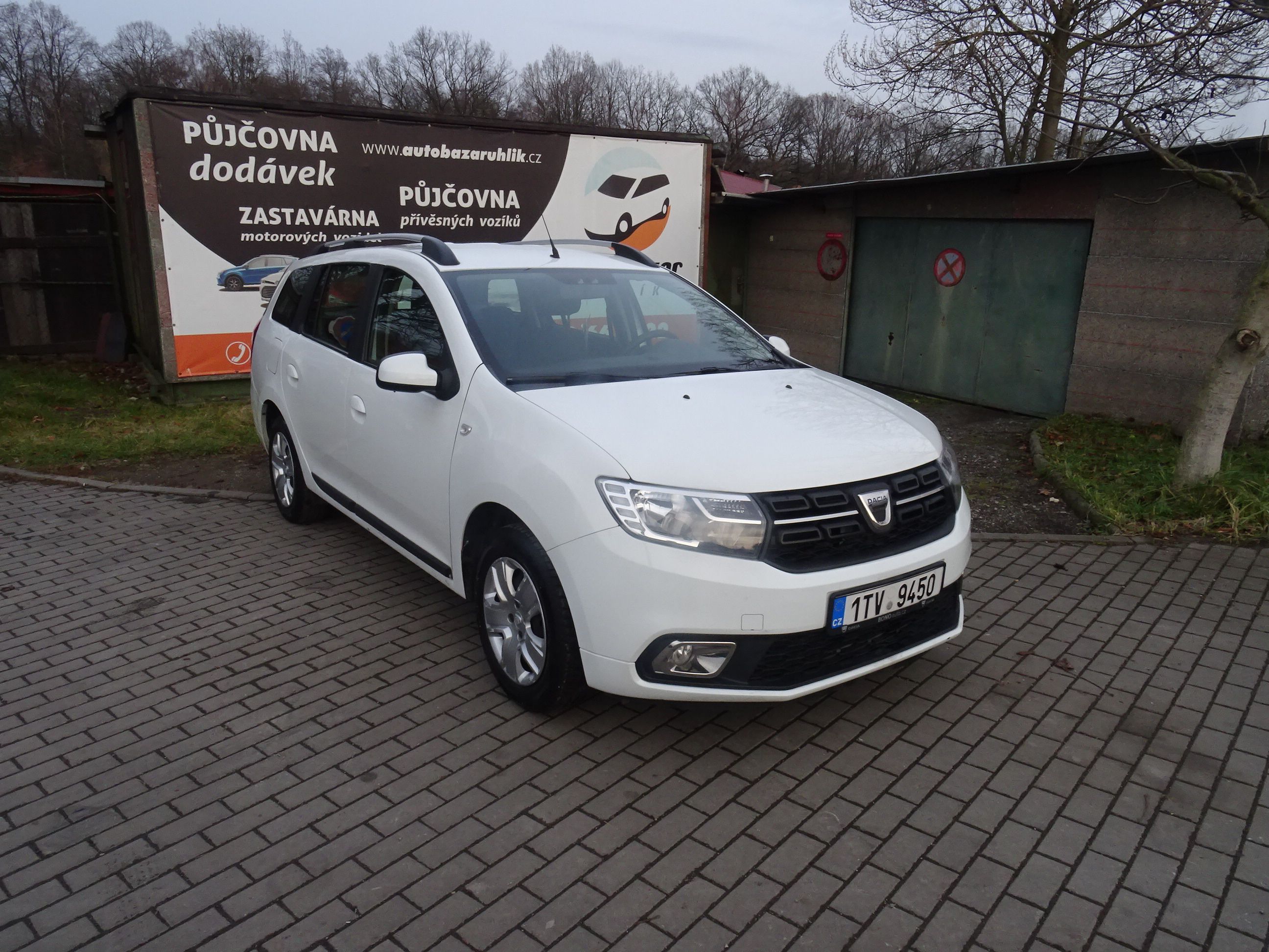Dacia Logan, 1.0 - fotka 2