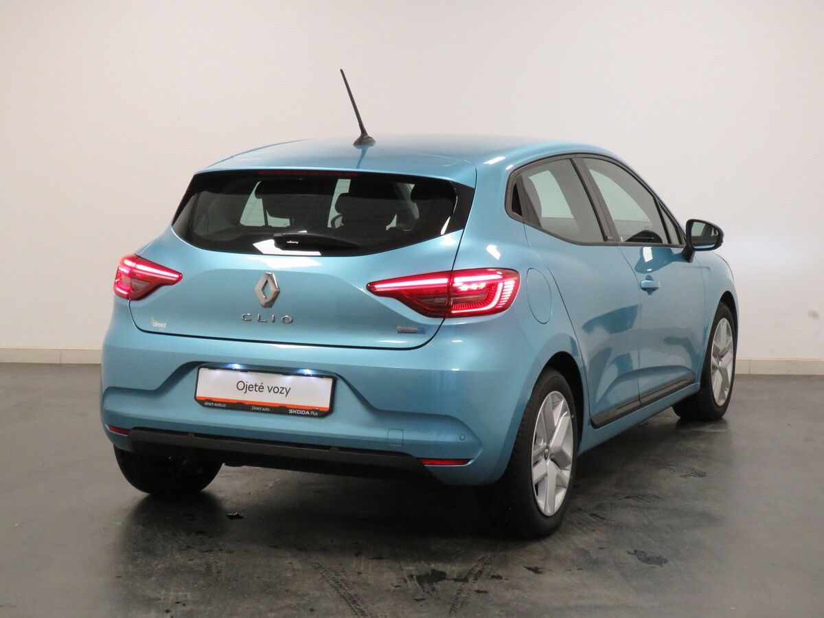 Renault Clio, 1.6i 67 kW E-TECH Hybrid - fotka 2