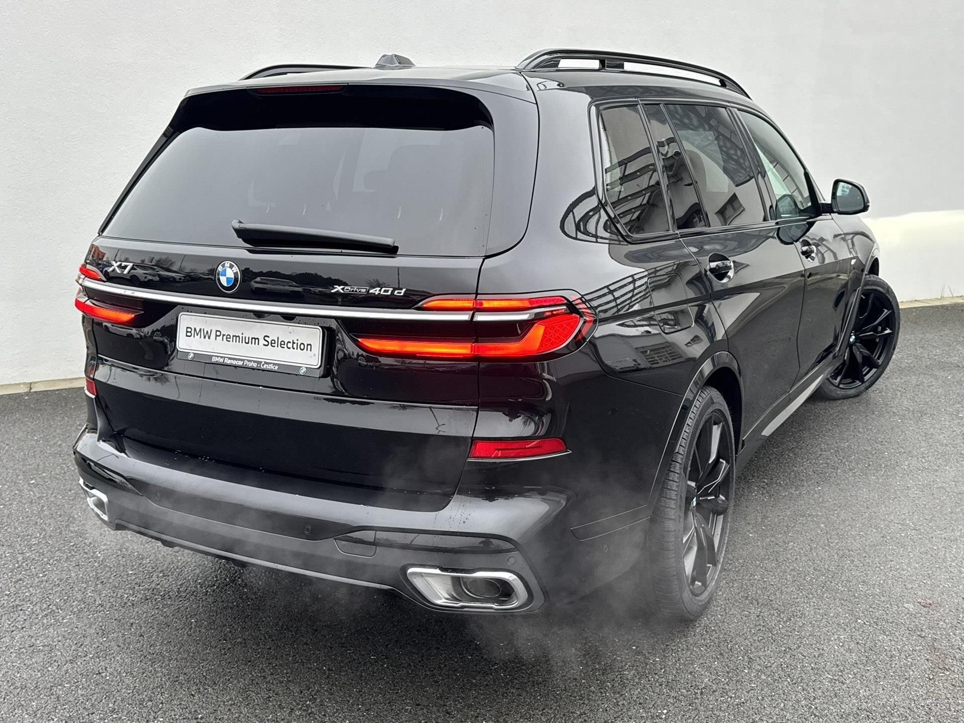 BMW X7, X7 xDrive40d - fotka 2