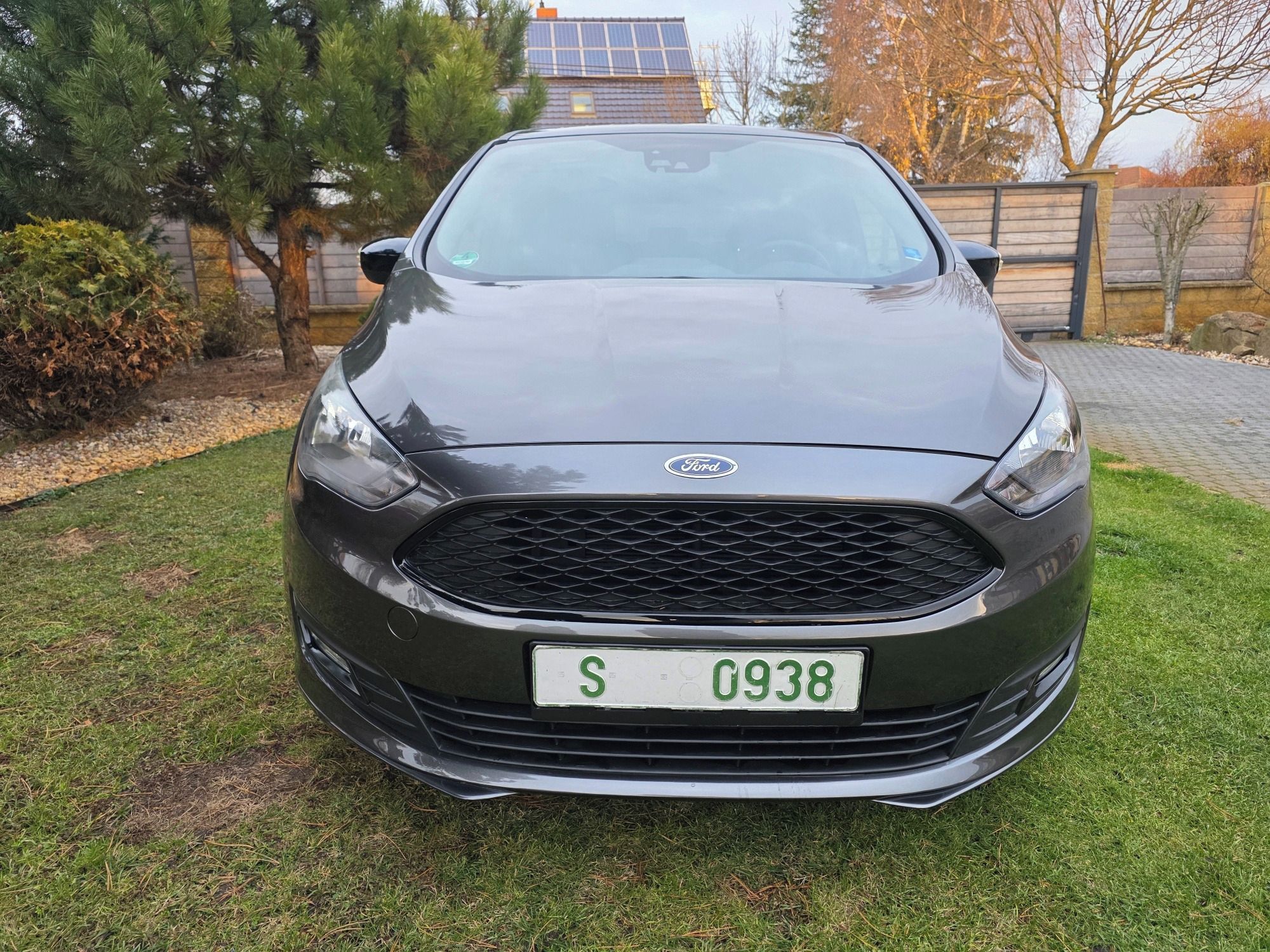 Ford C-MAX, 1.0 EcoBoost 92 kW Titanium - fotka 2