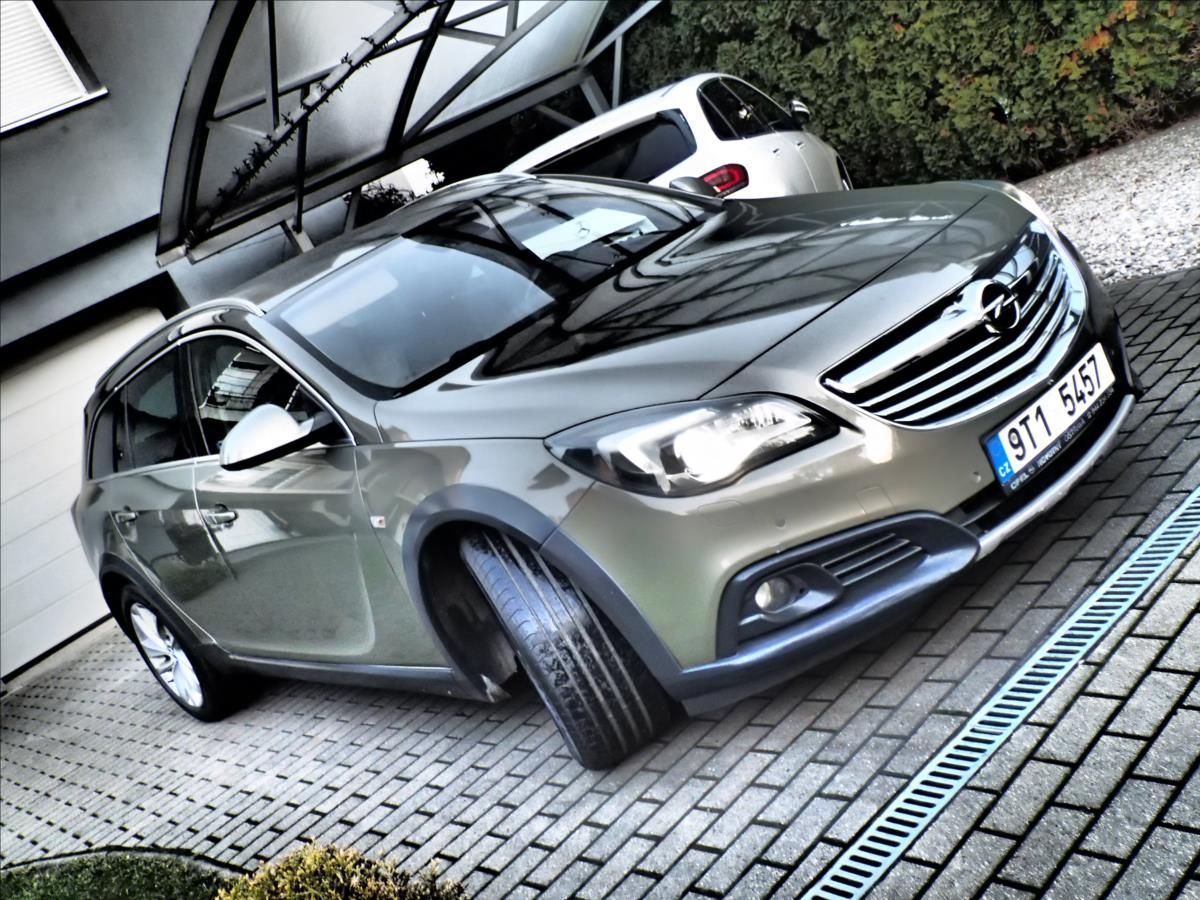 Opel Insignia, 2,0 143kw, 4x4, ČR 1. Maj - fotka 3